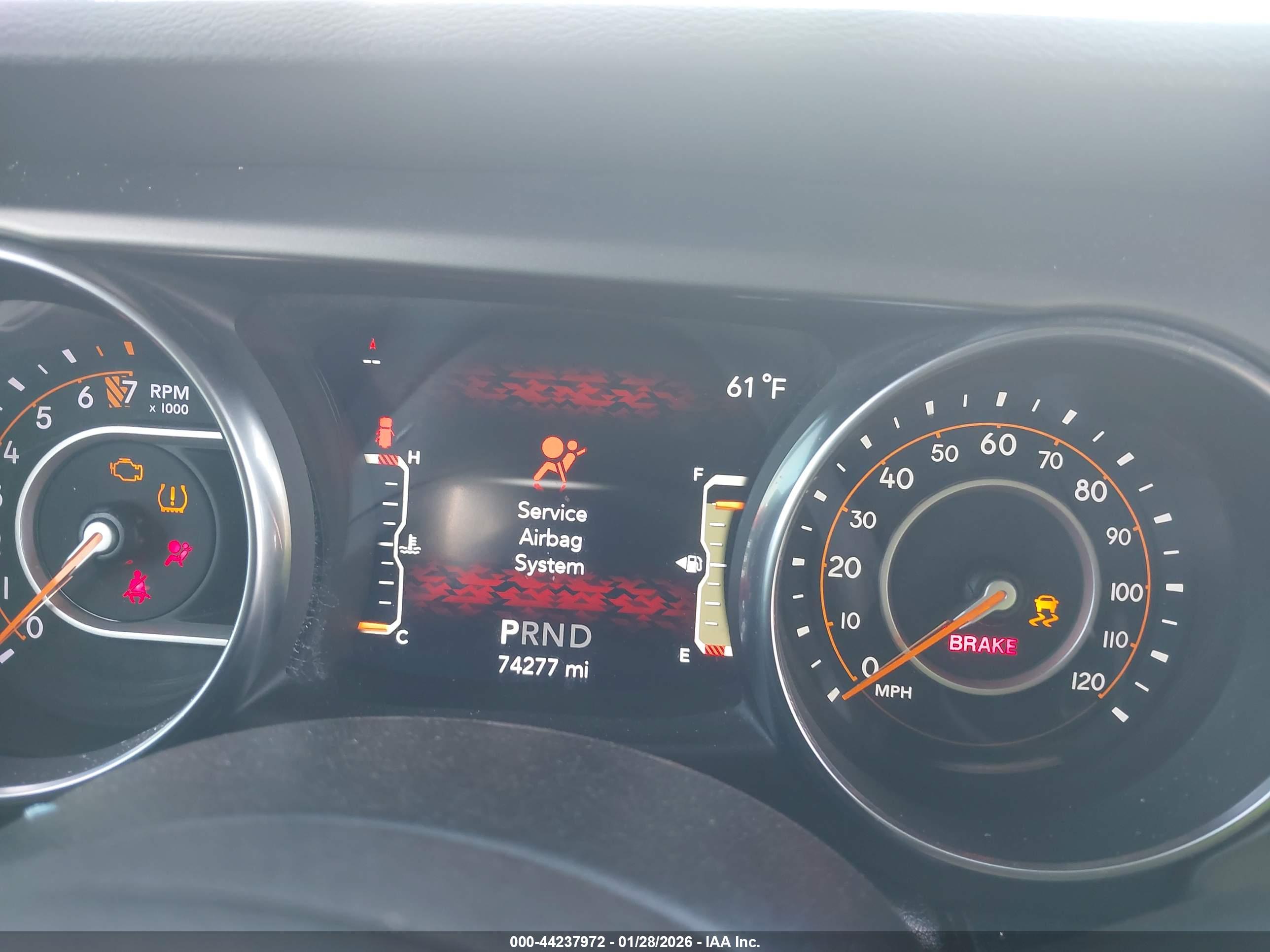 JEEP WRANGLER image 7