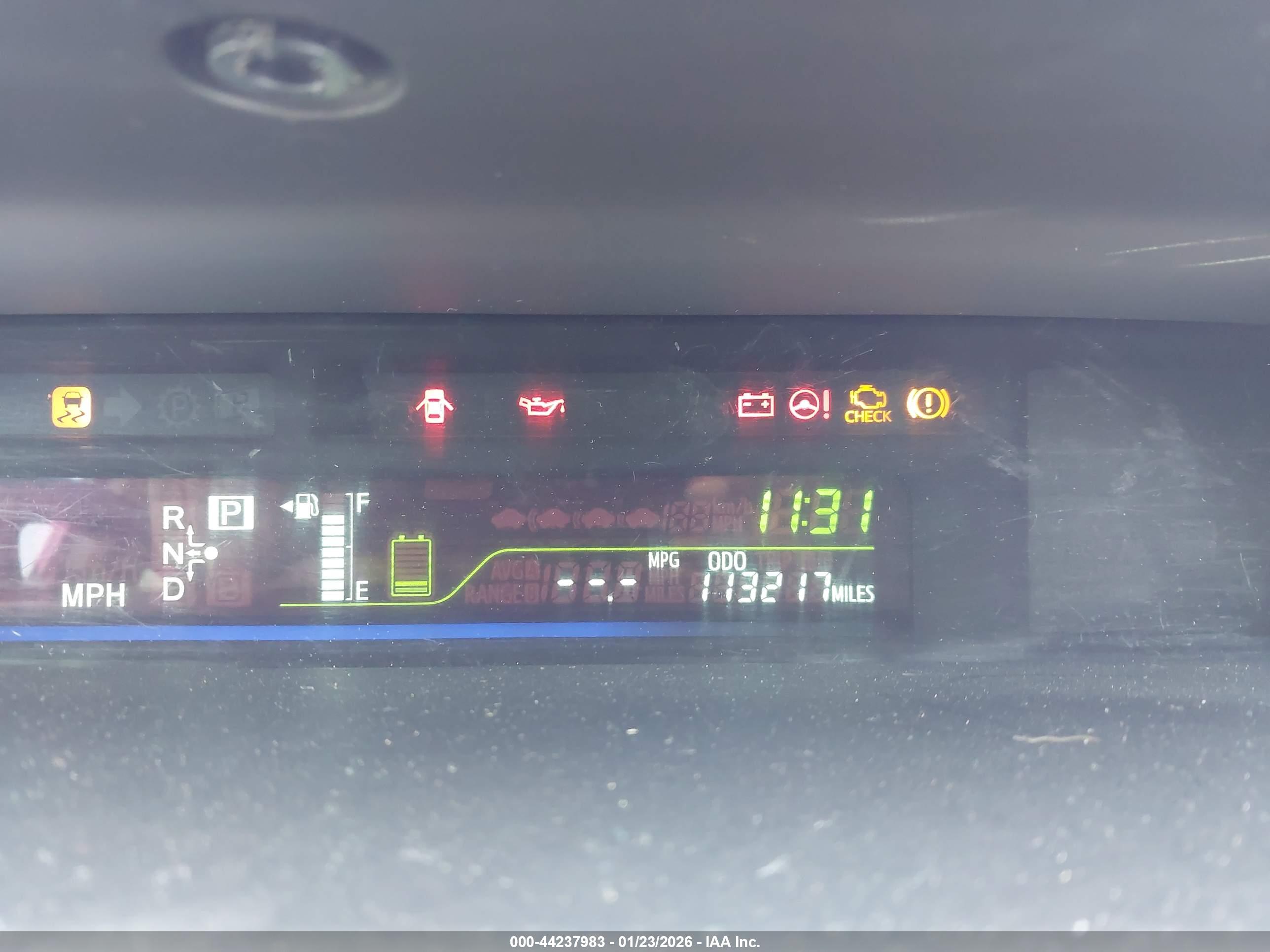 TOYOTA PRIUS image 7