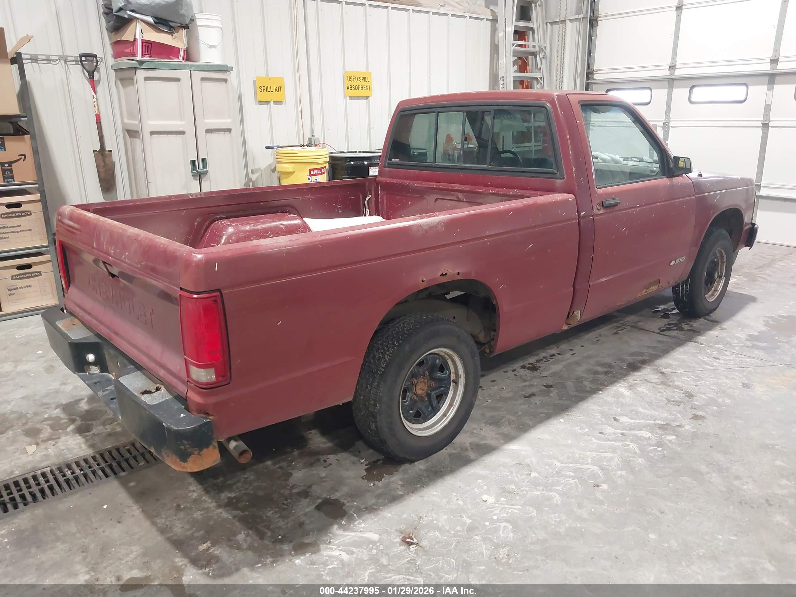 CHEVROLET S image 4