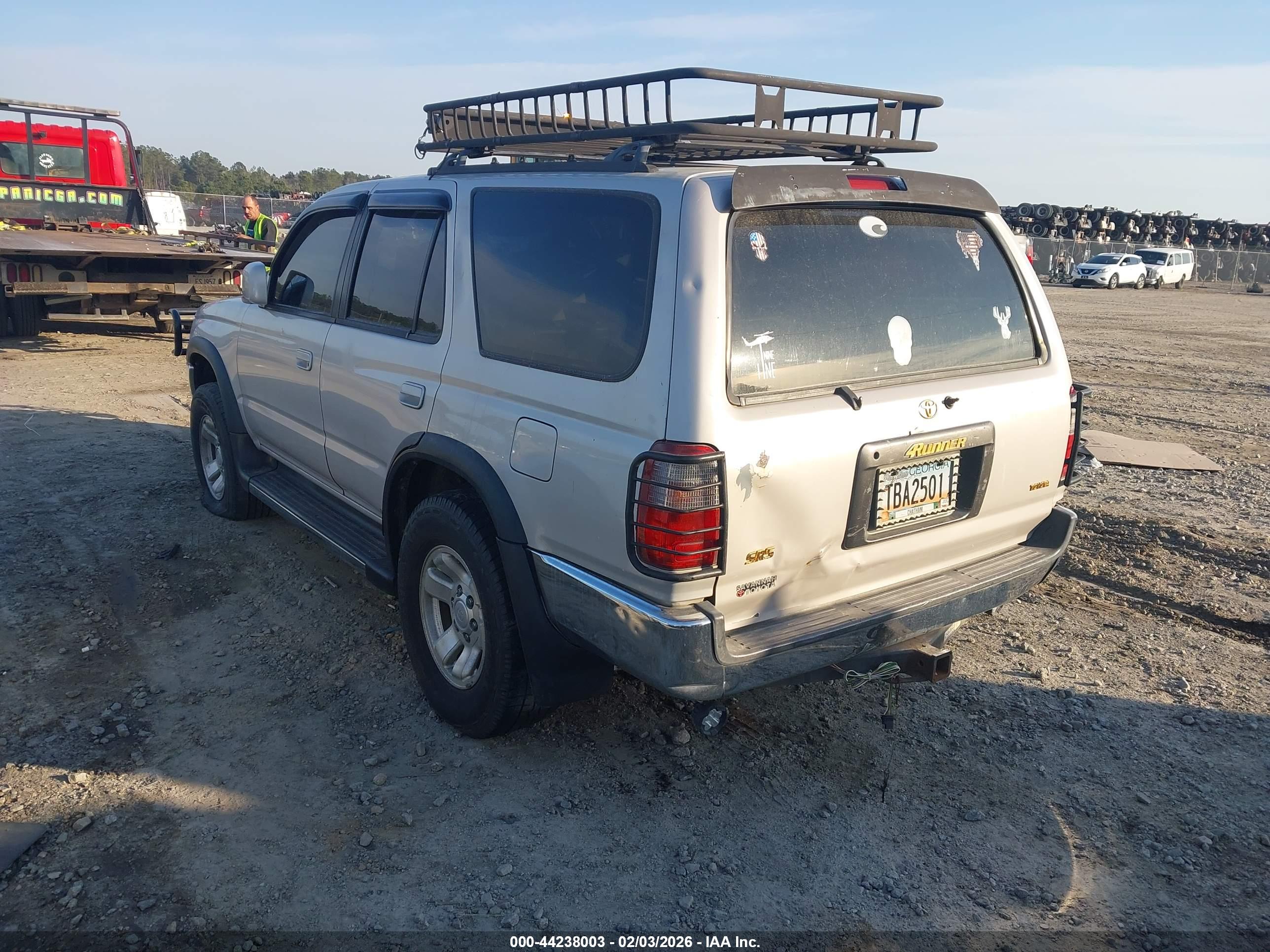 TOYOTA 4RUNNER image 3
