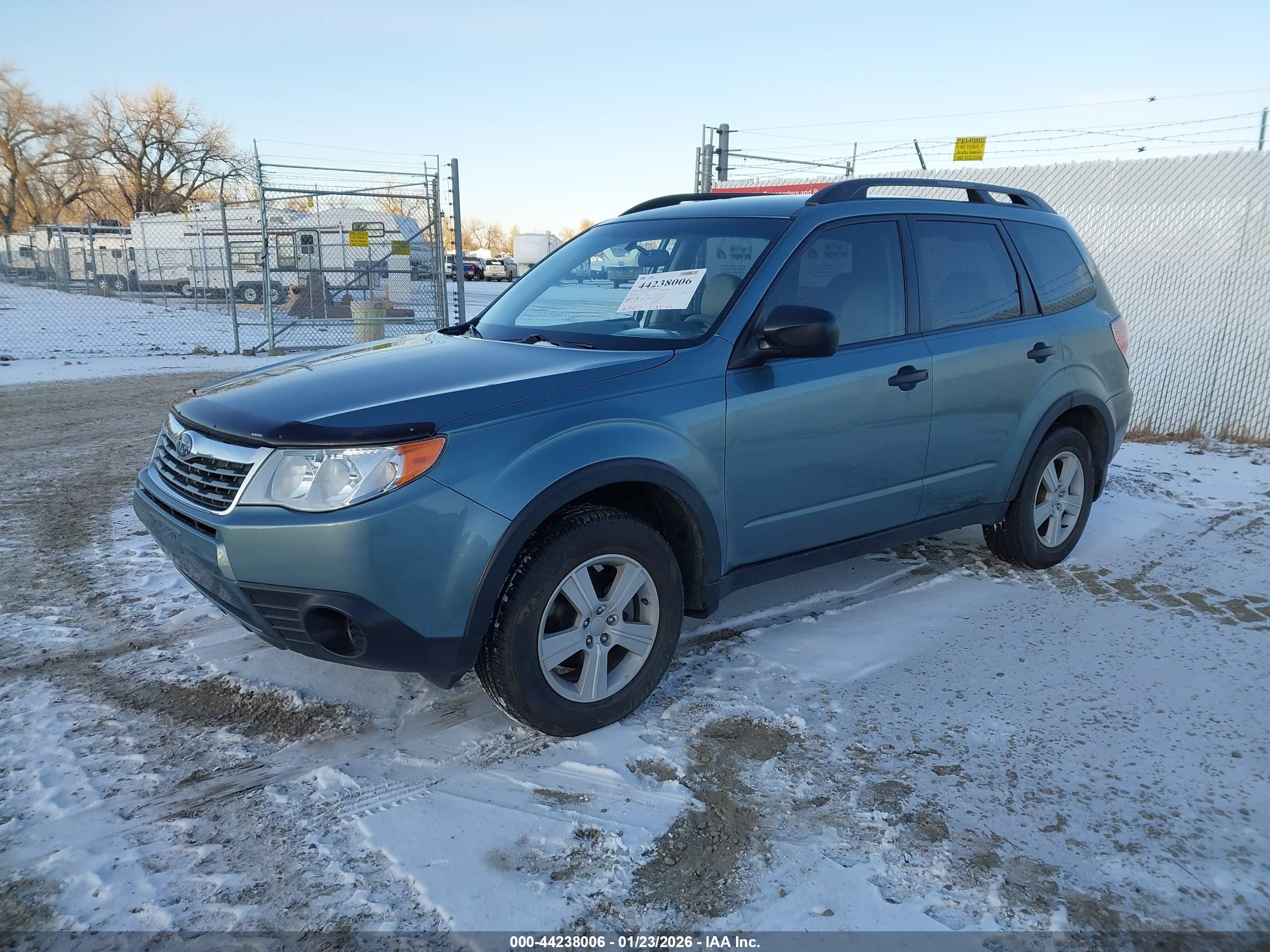 SUBARU FORESTER image 2