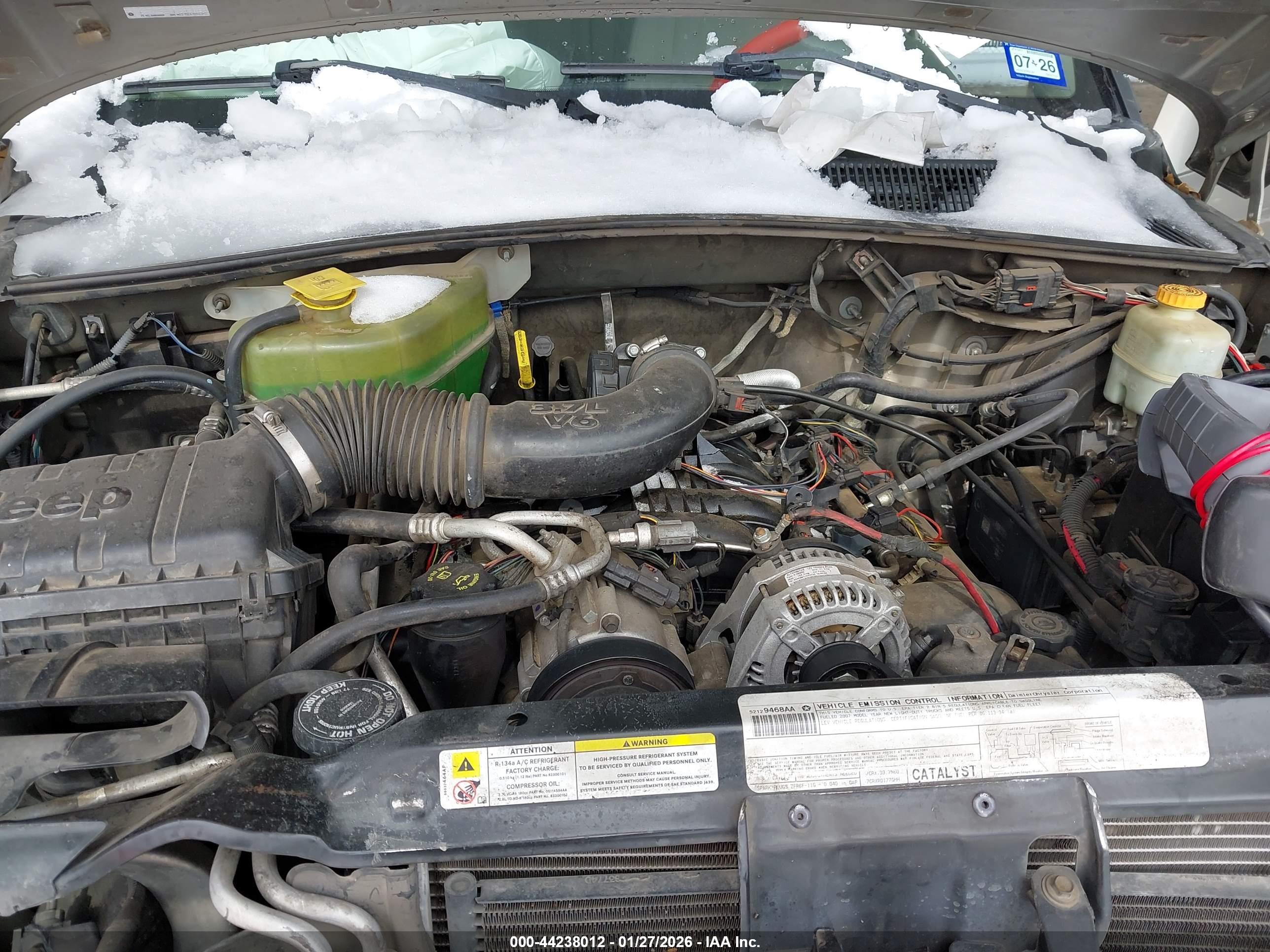 JEEP LIBERTY image 10