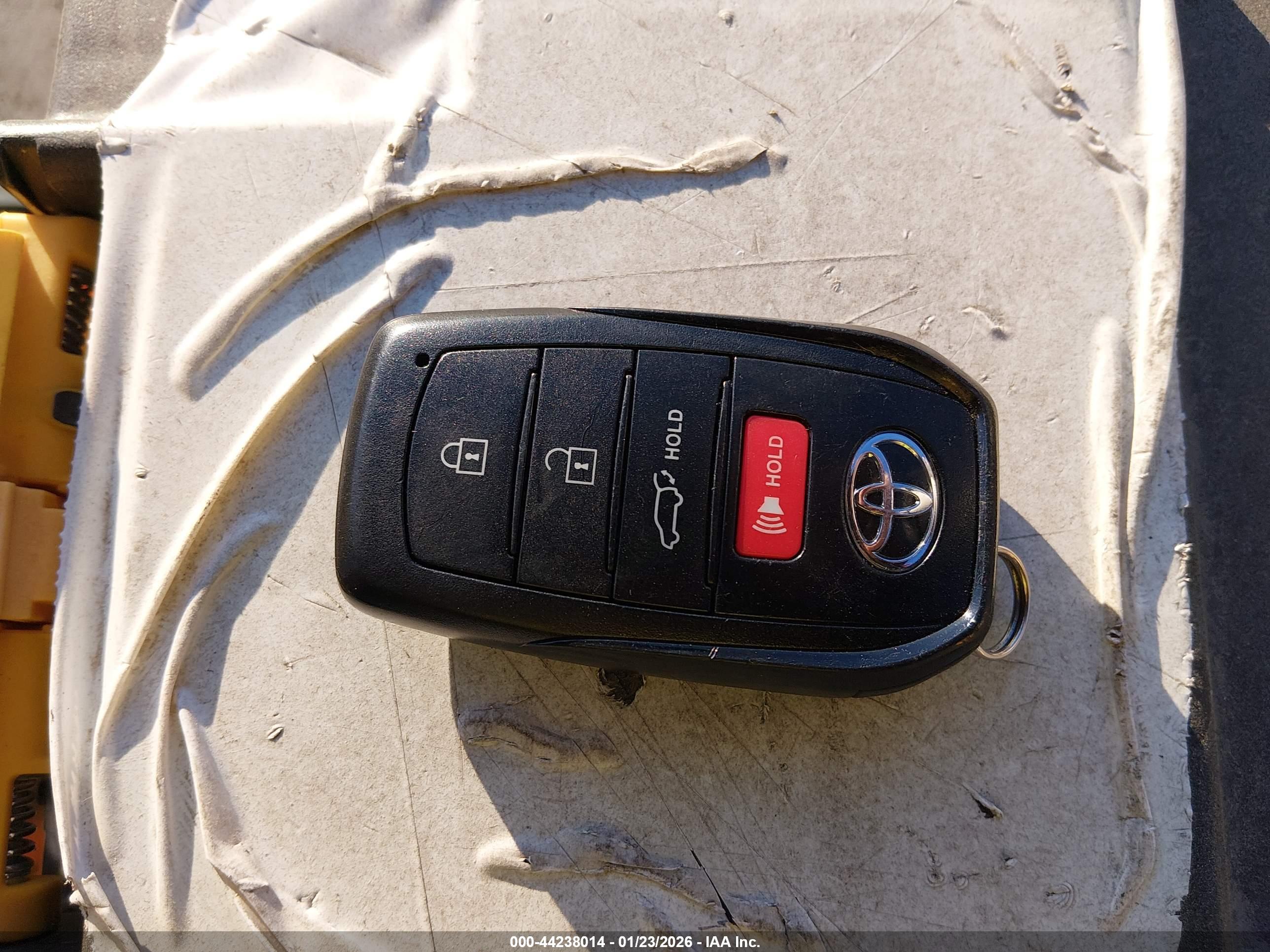 TOYOTA GRAND image 11