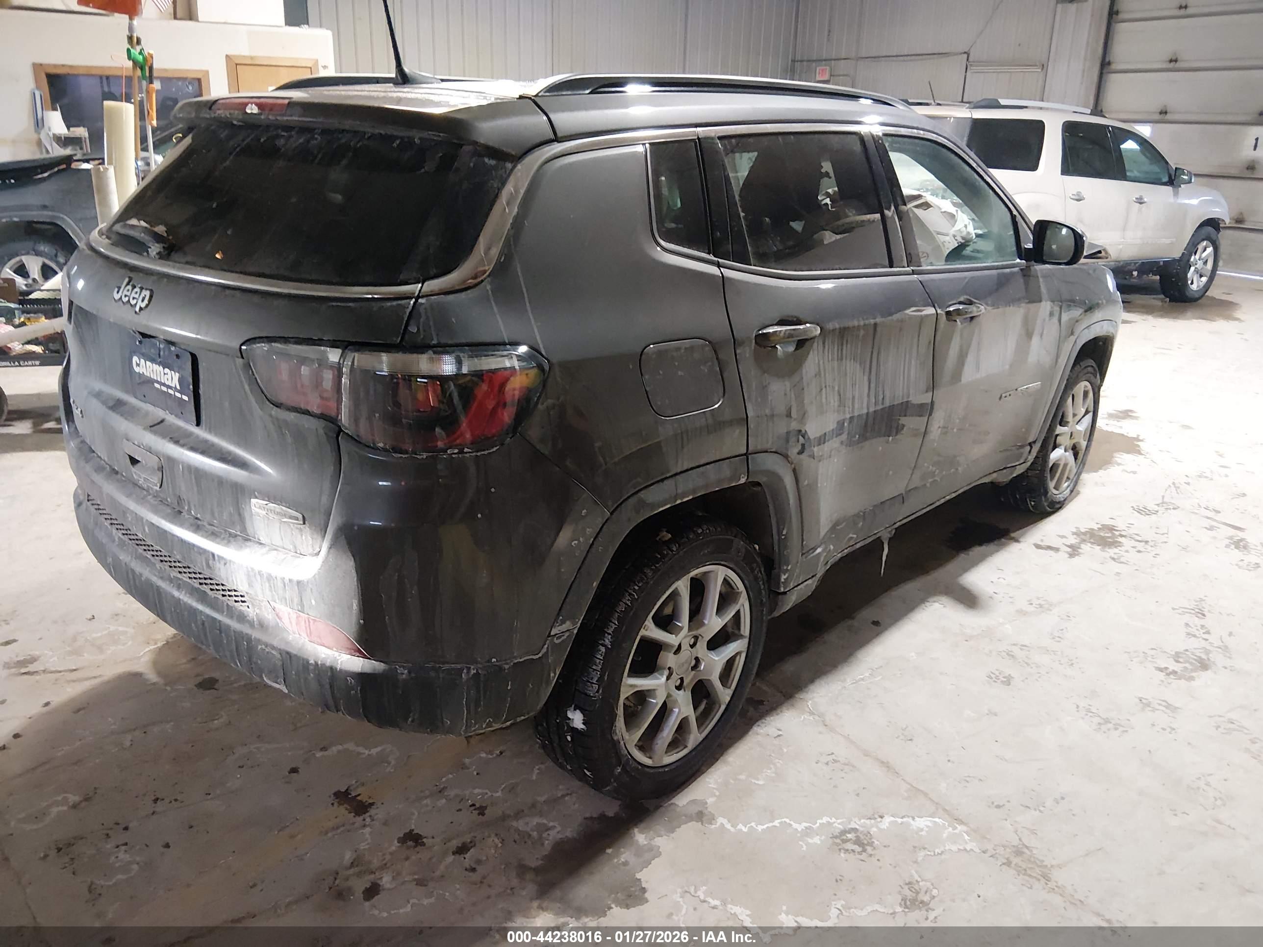 JEEP COMPASS image 4