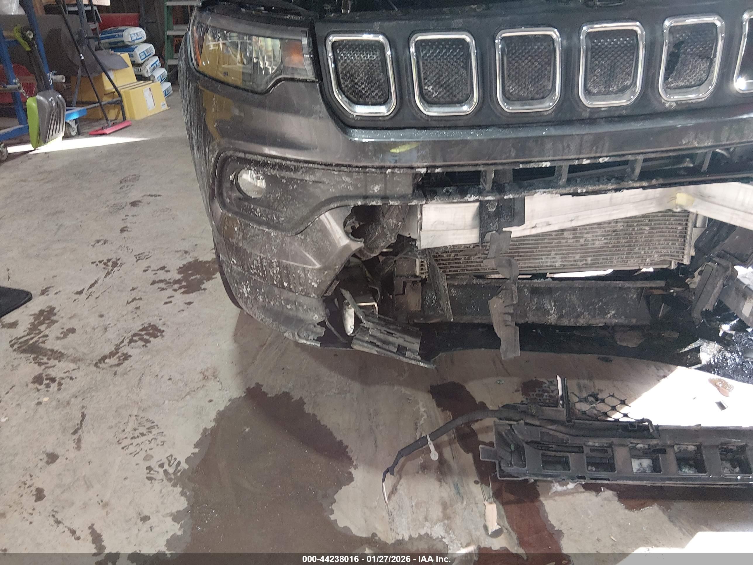 JEEP COMPASS image 6