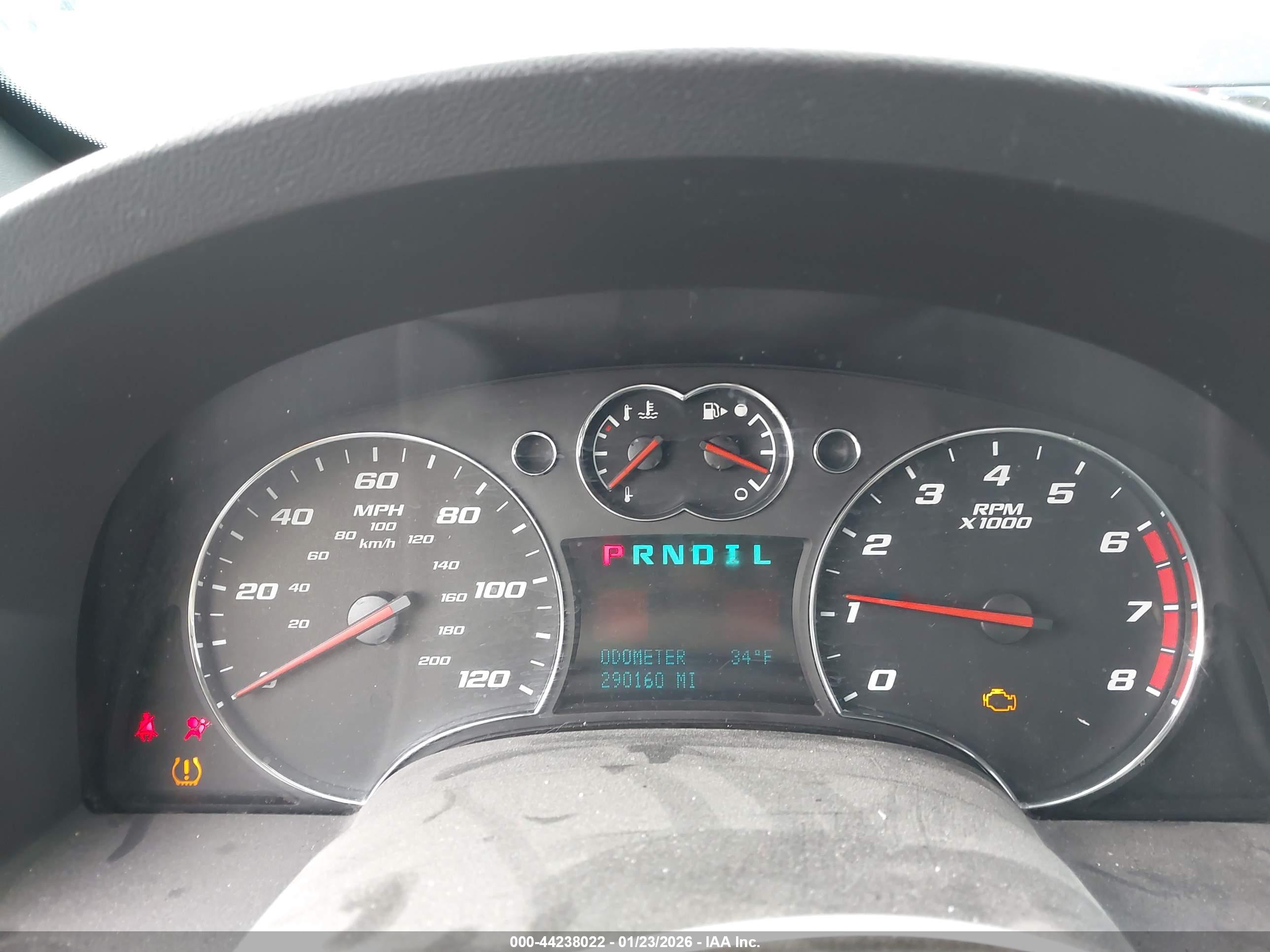 CHEVROLET EQUINOX image 7