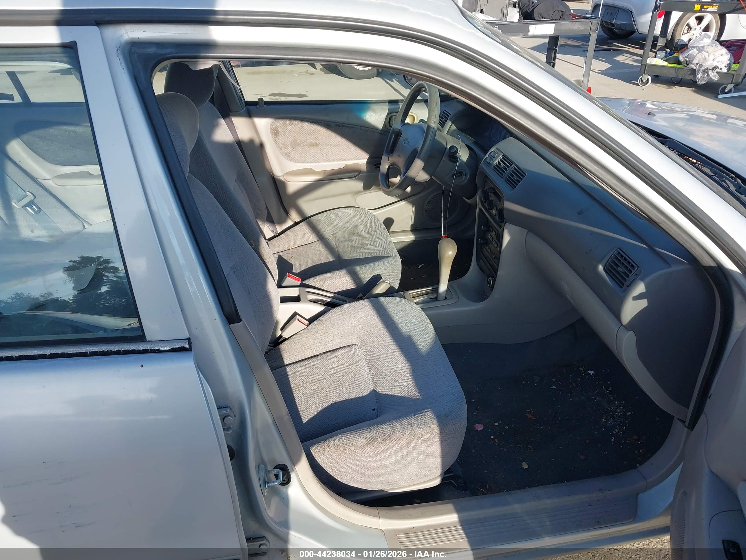 CHEVROLET PRIZM image 5