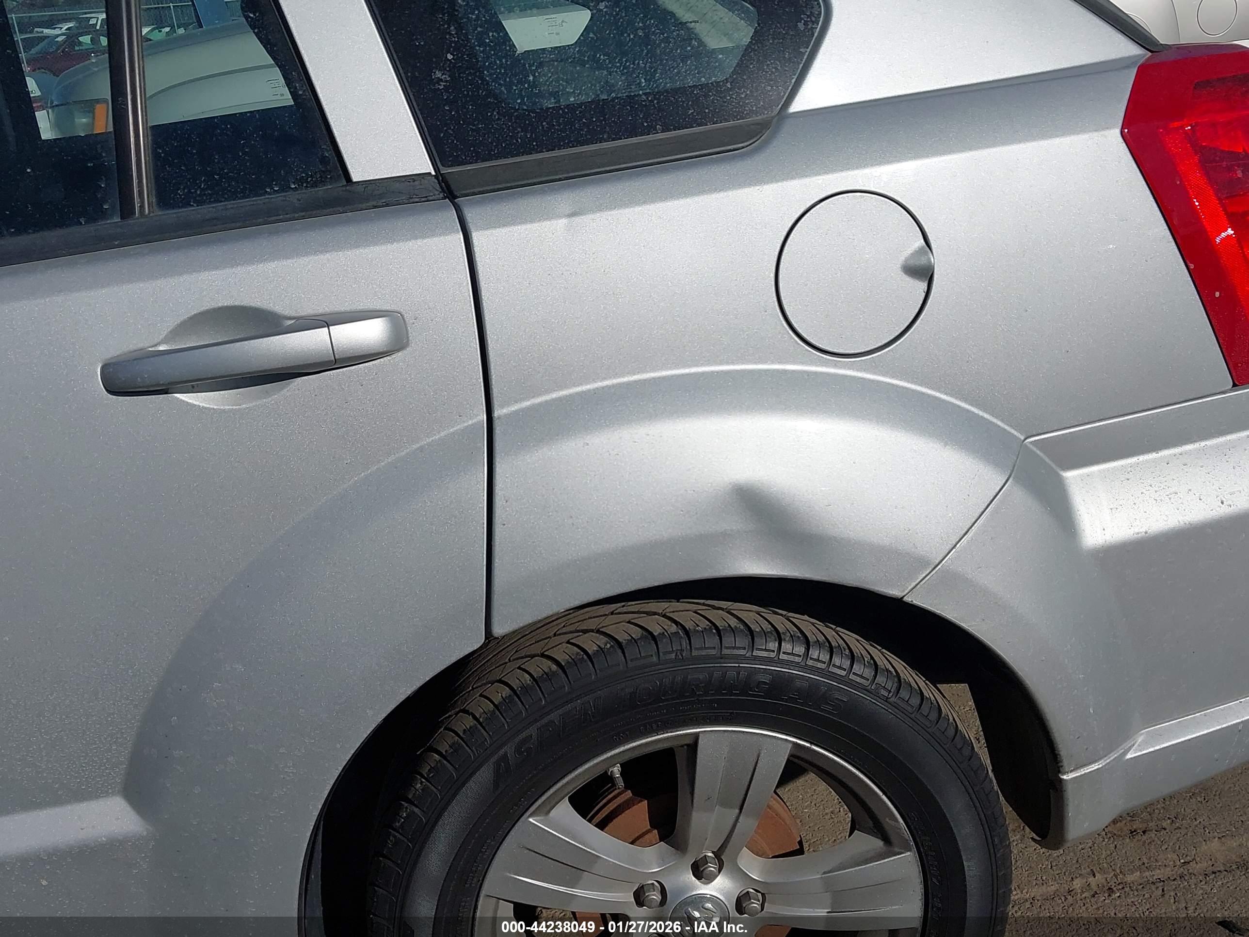DODGE CALIBER image 6
