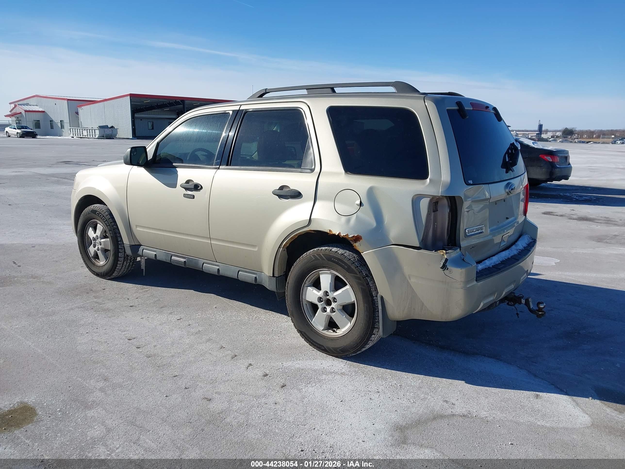 FORD ESCAPE image 3