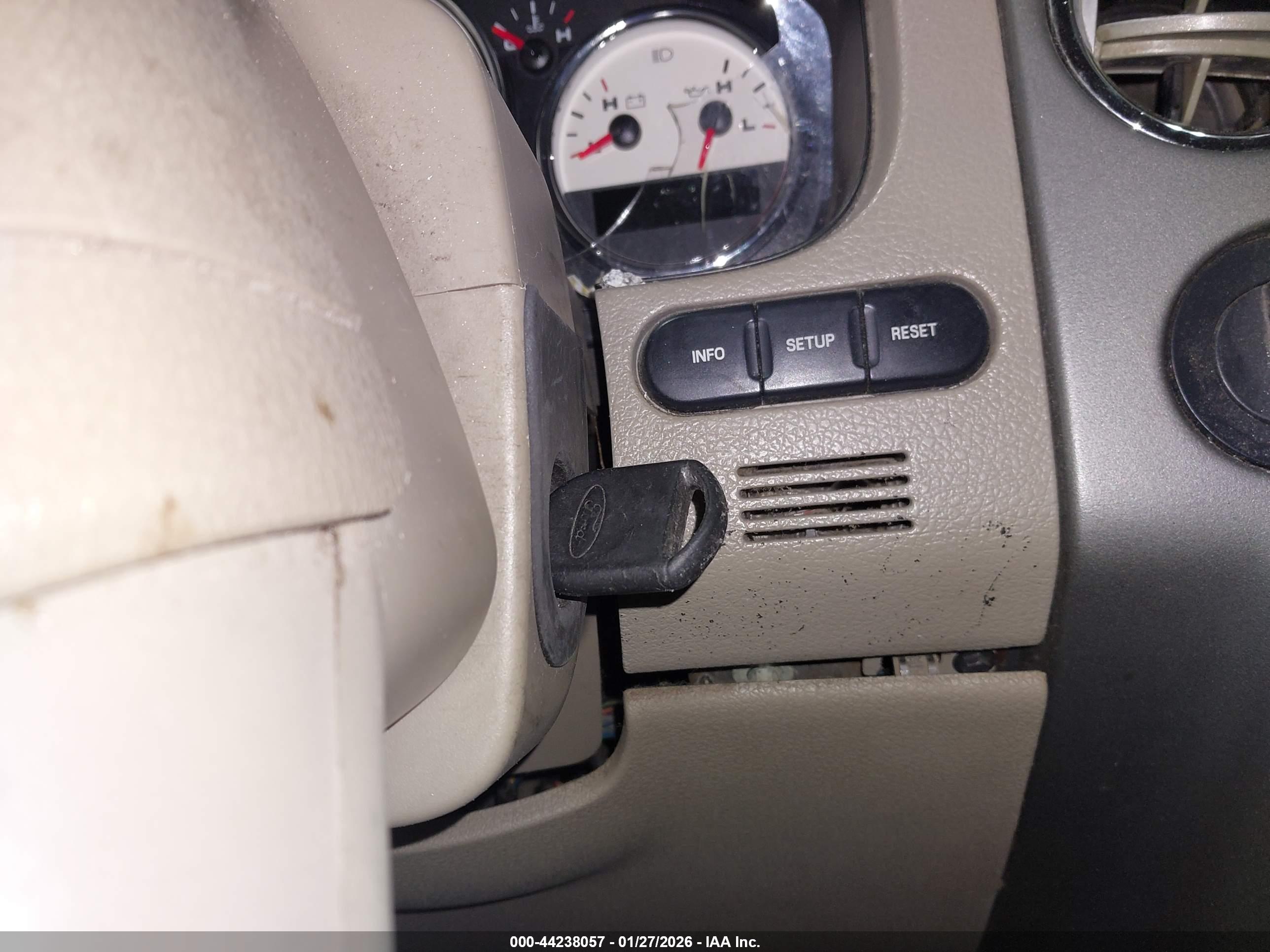 FORD F-150 image 11