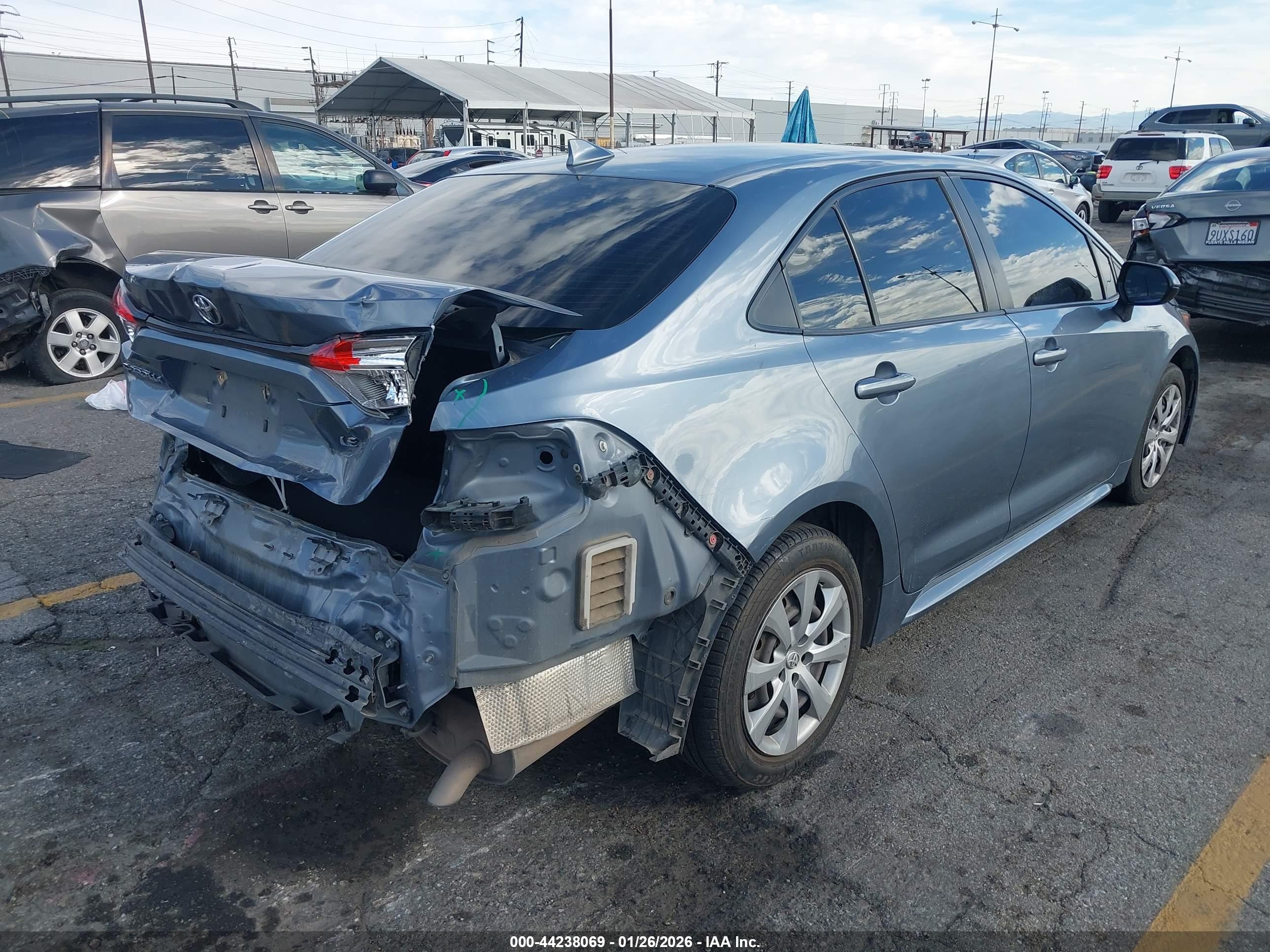 TOYOTA COROLLA image 4
