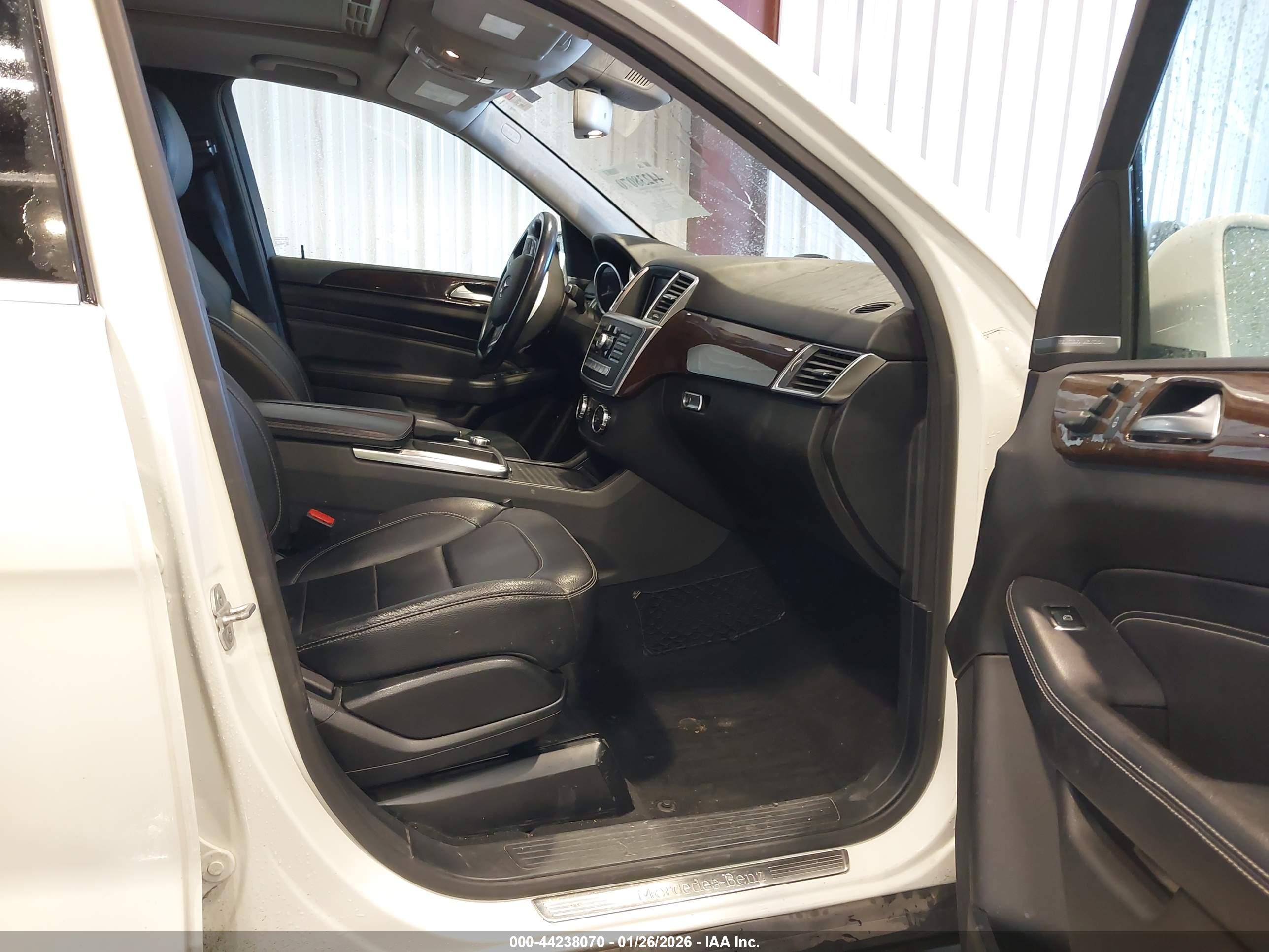 MERCEDES-BENZ ML image 5