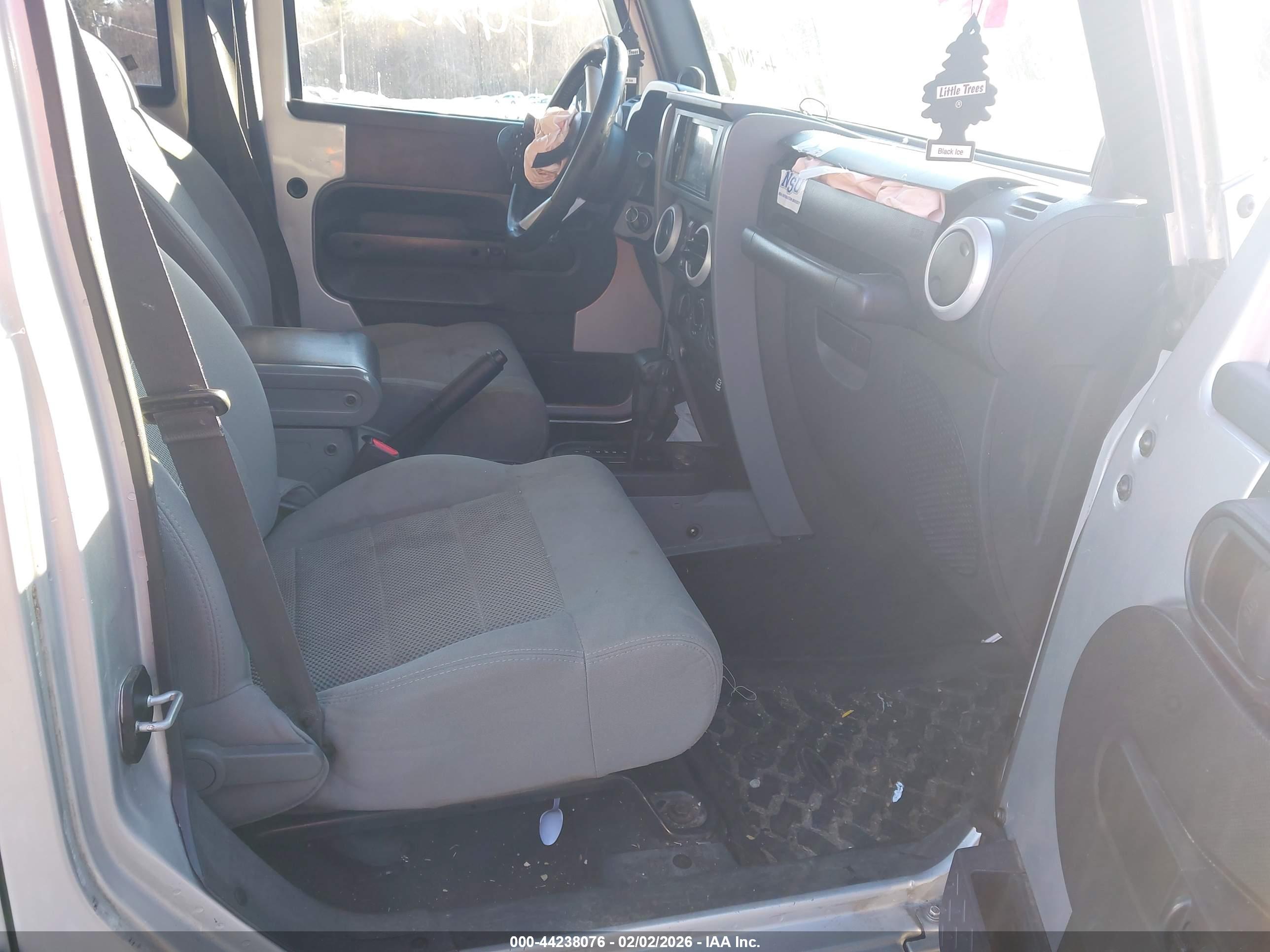 JEEP WRANGLER image 5
