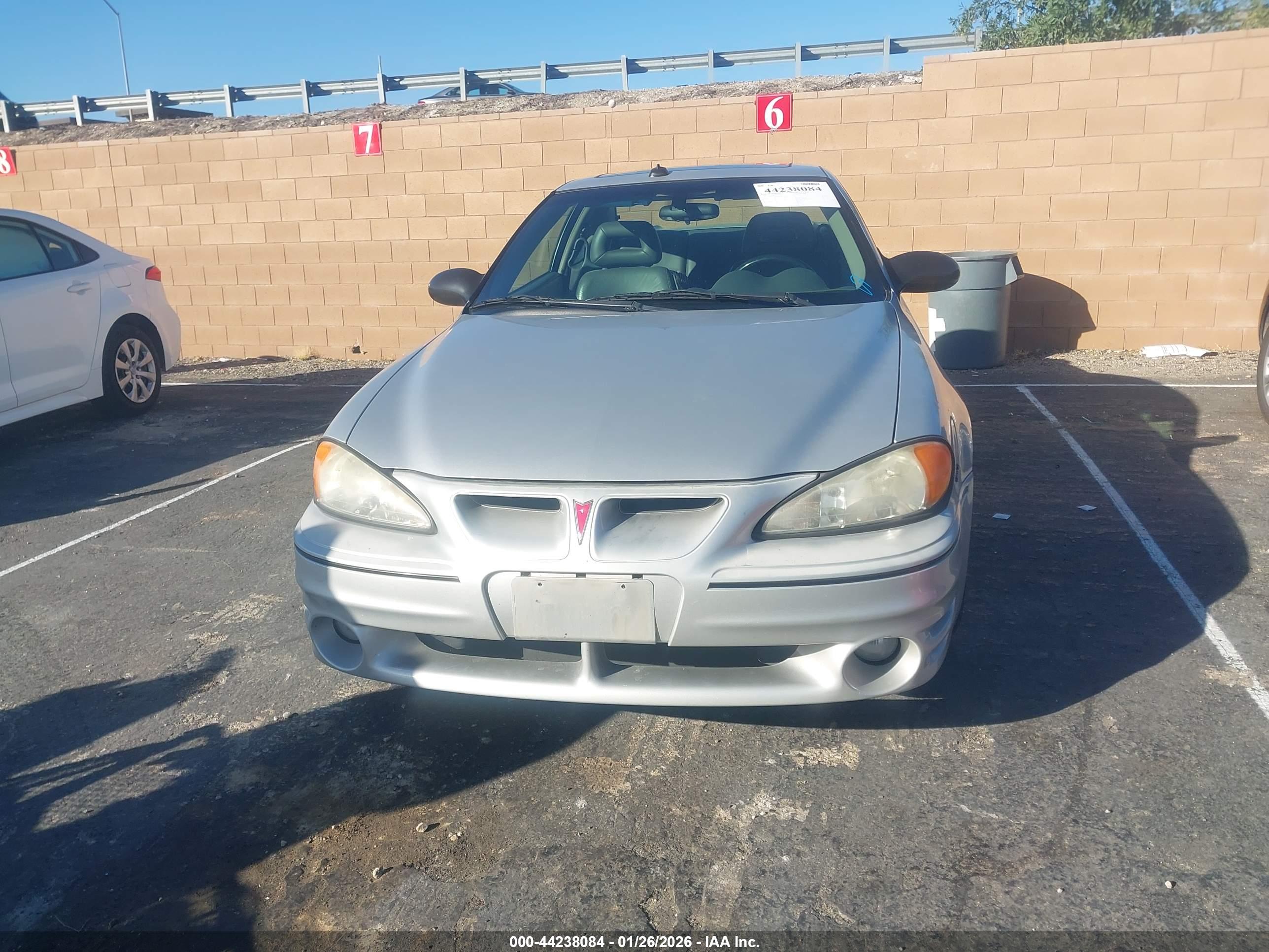 PONTIAC GRAND image 6
