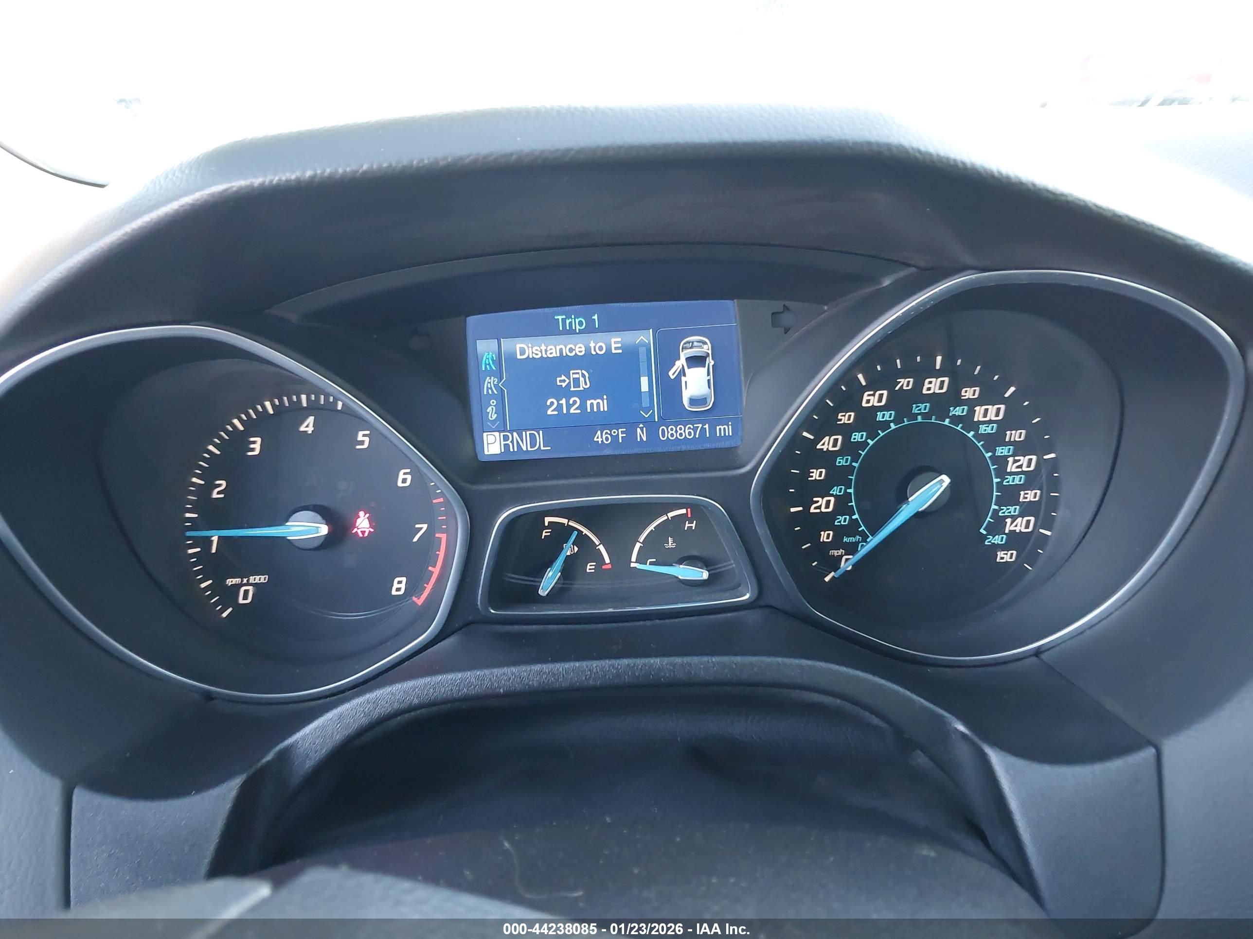 FORD FOCUS image 7