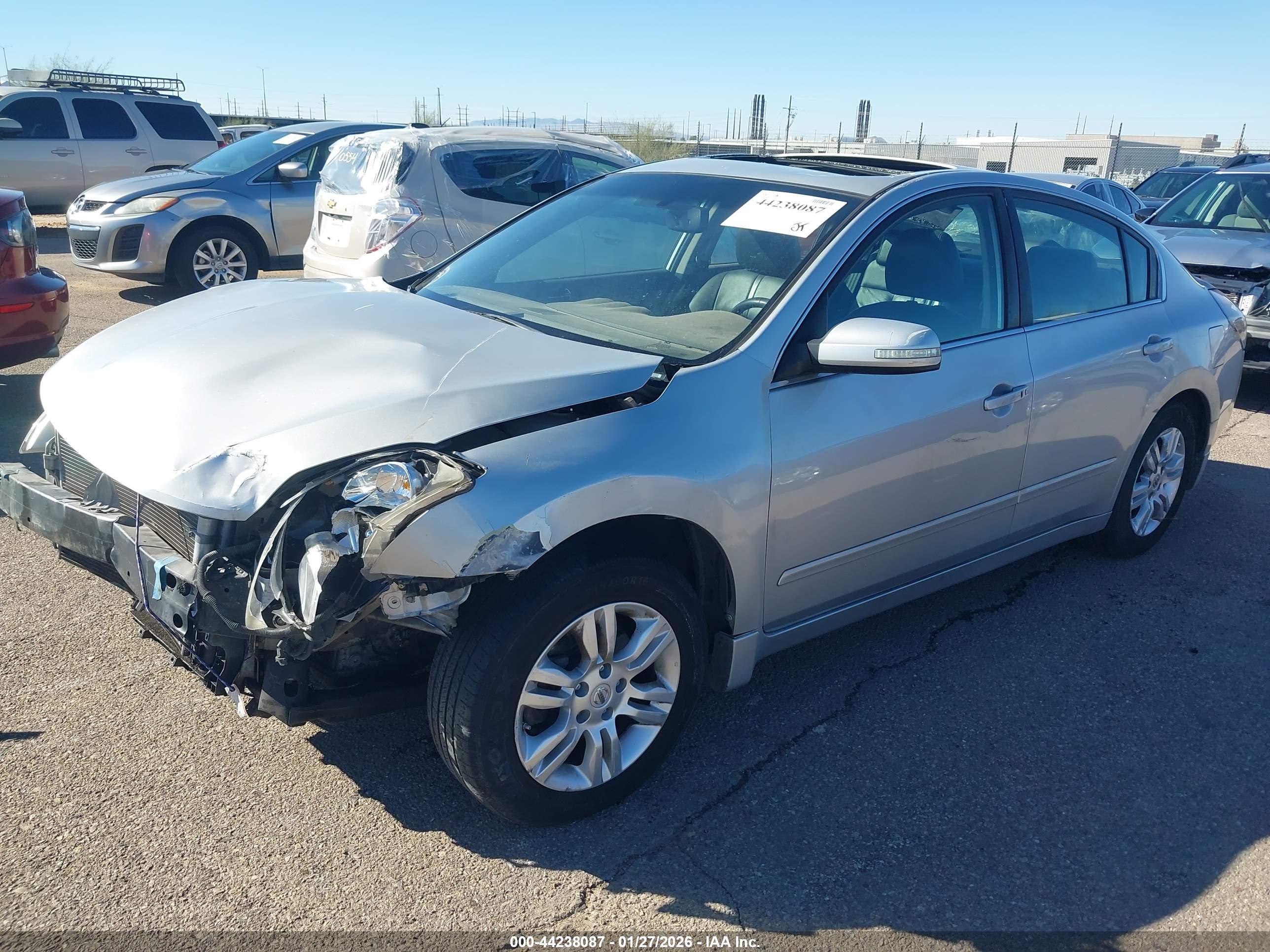 NISSAN ALTIMA image 2