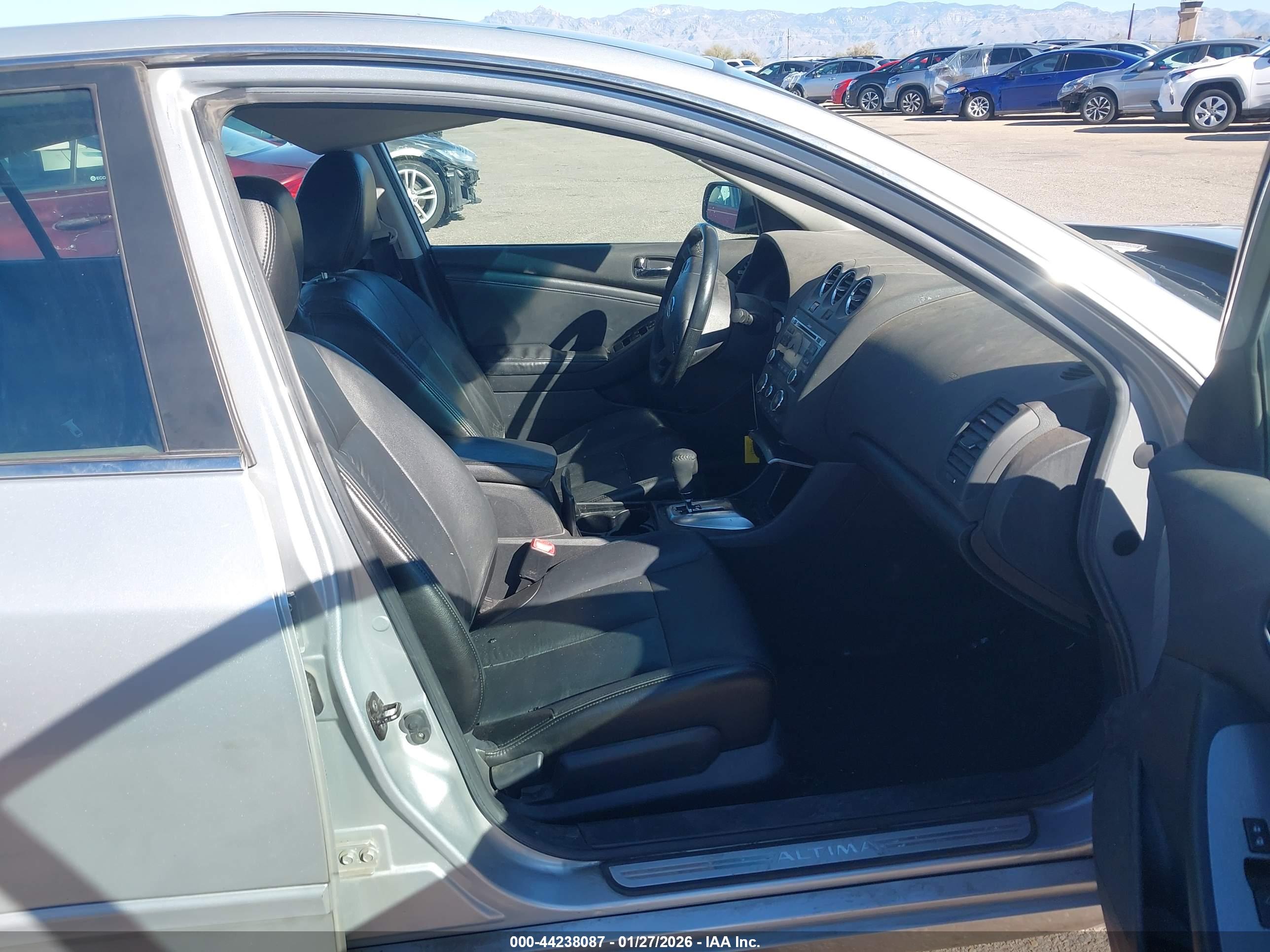 NISSAN ALTIMA image 5