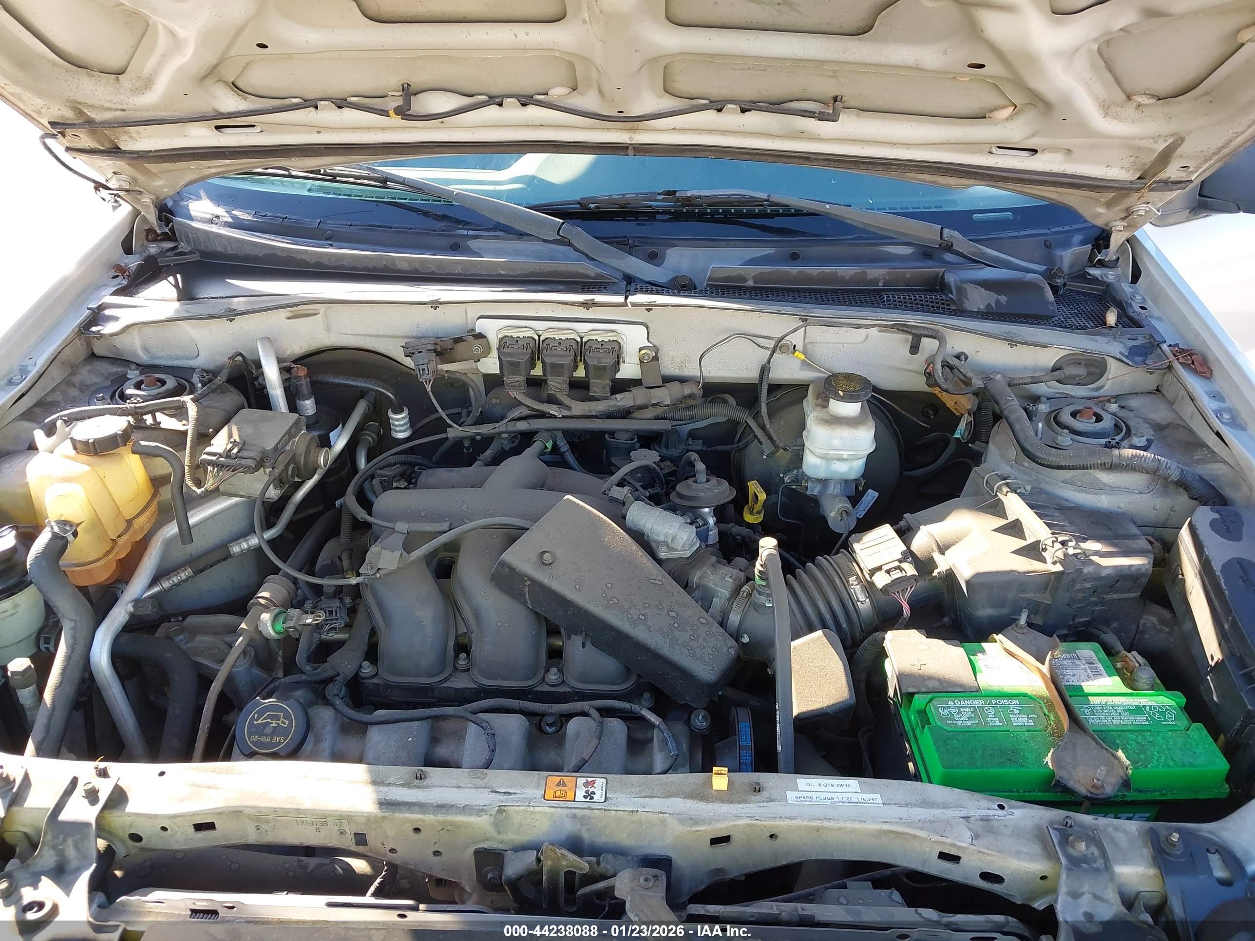 FORD ESCAPE image 10