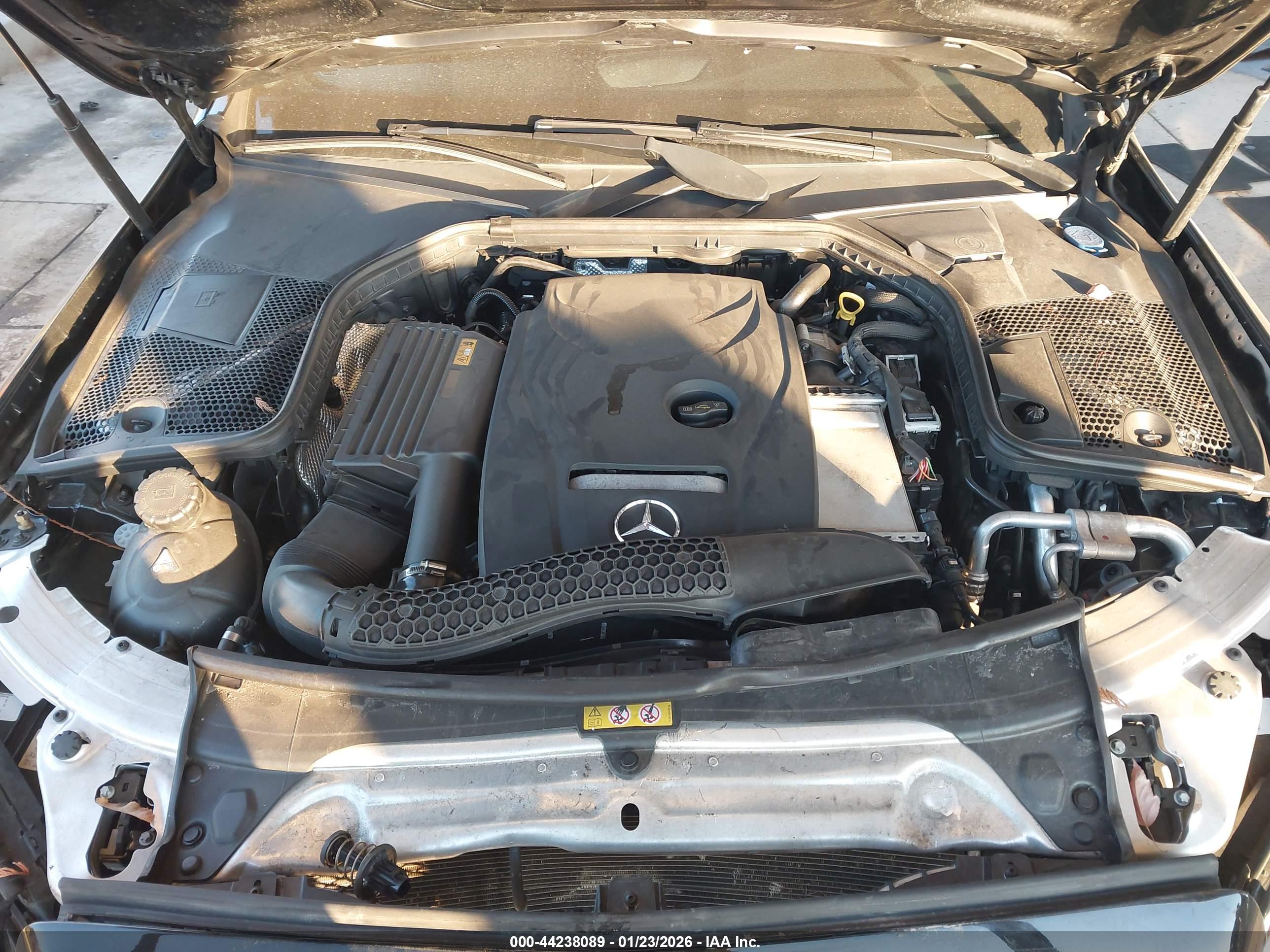 MERCEDES-BENZ C image 10