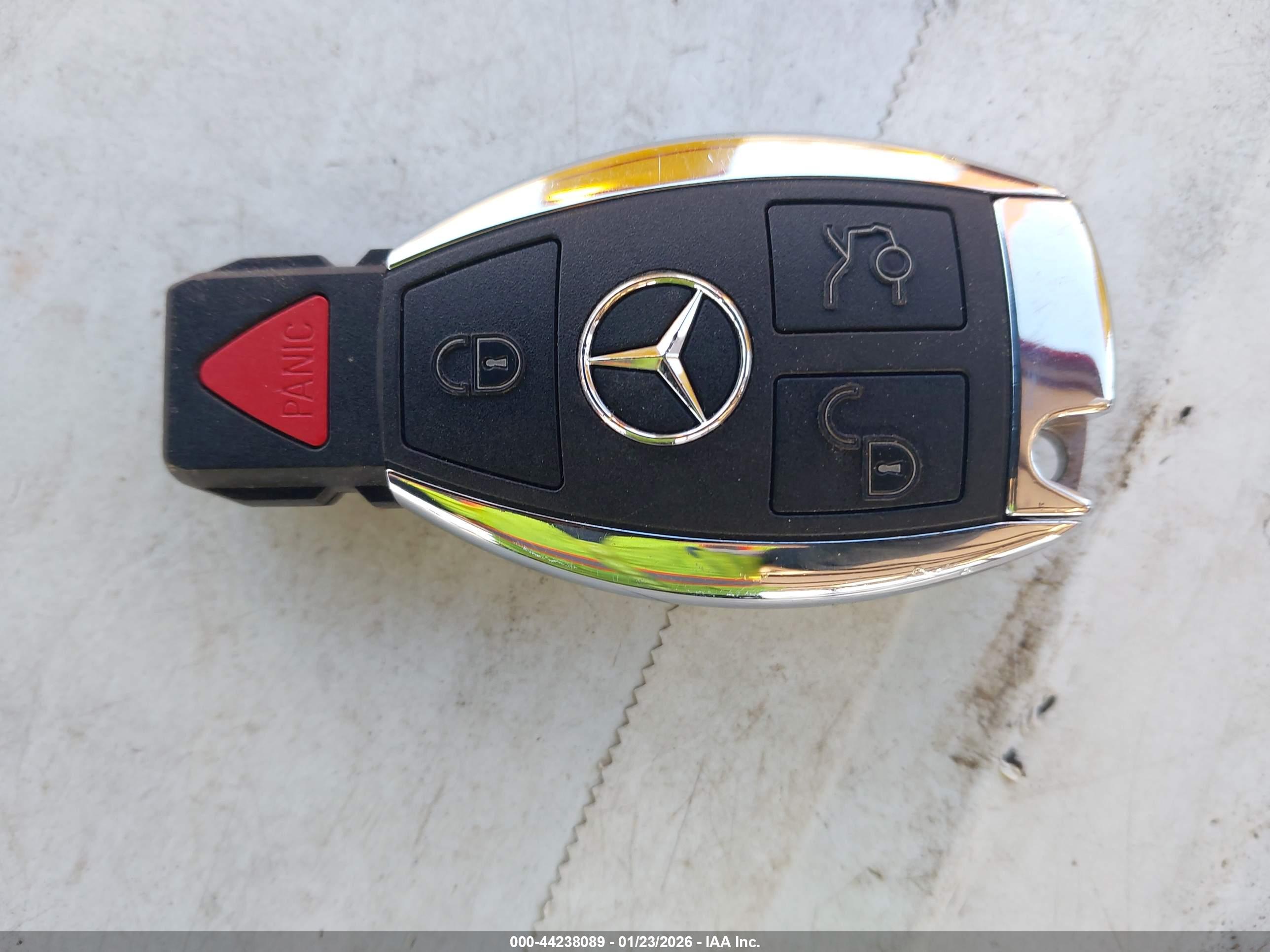MERCEDES-BENZ C image 11