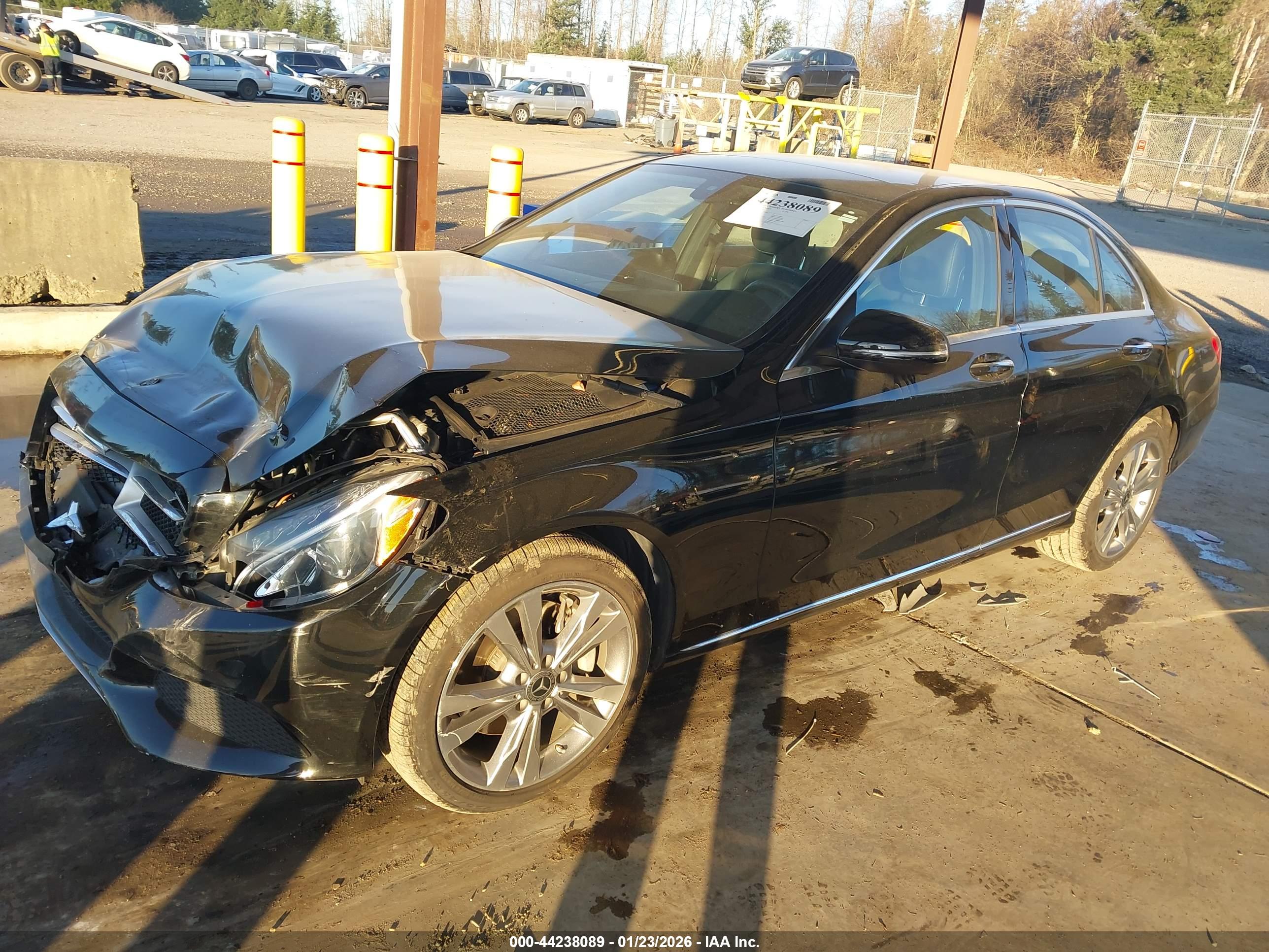 MERCEDES-BENZ C image 2