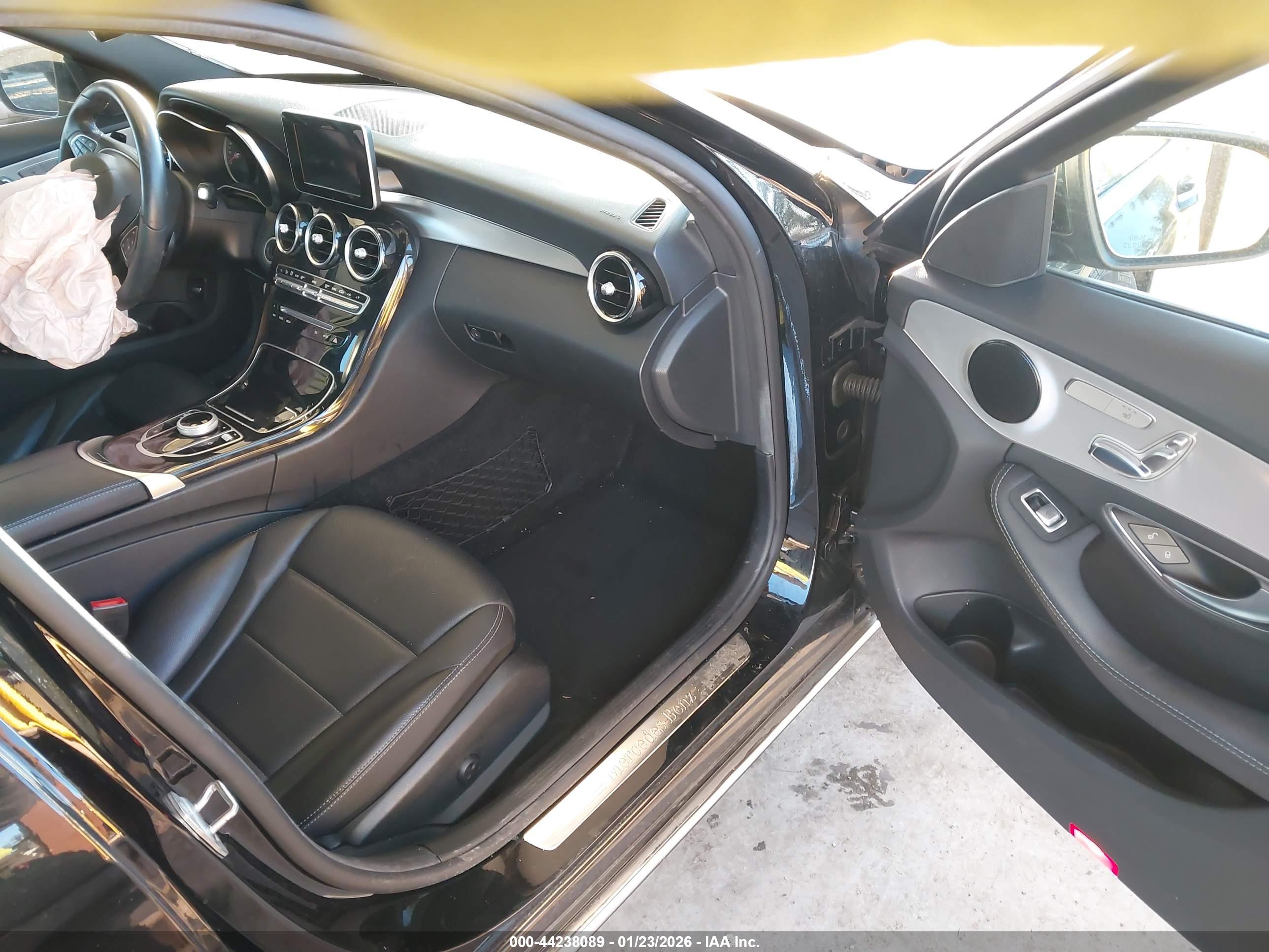 MERCEDES-BENZ C image 5