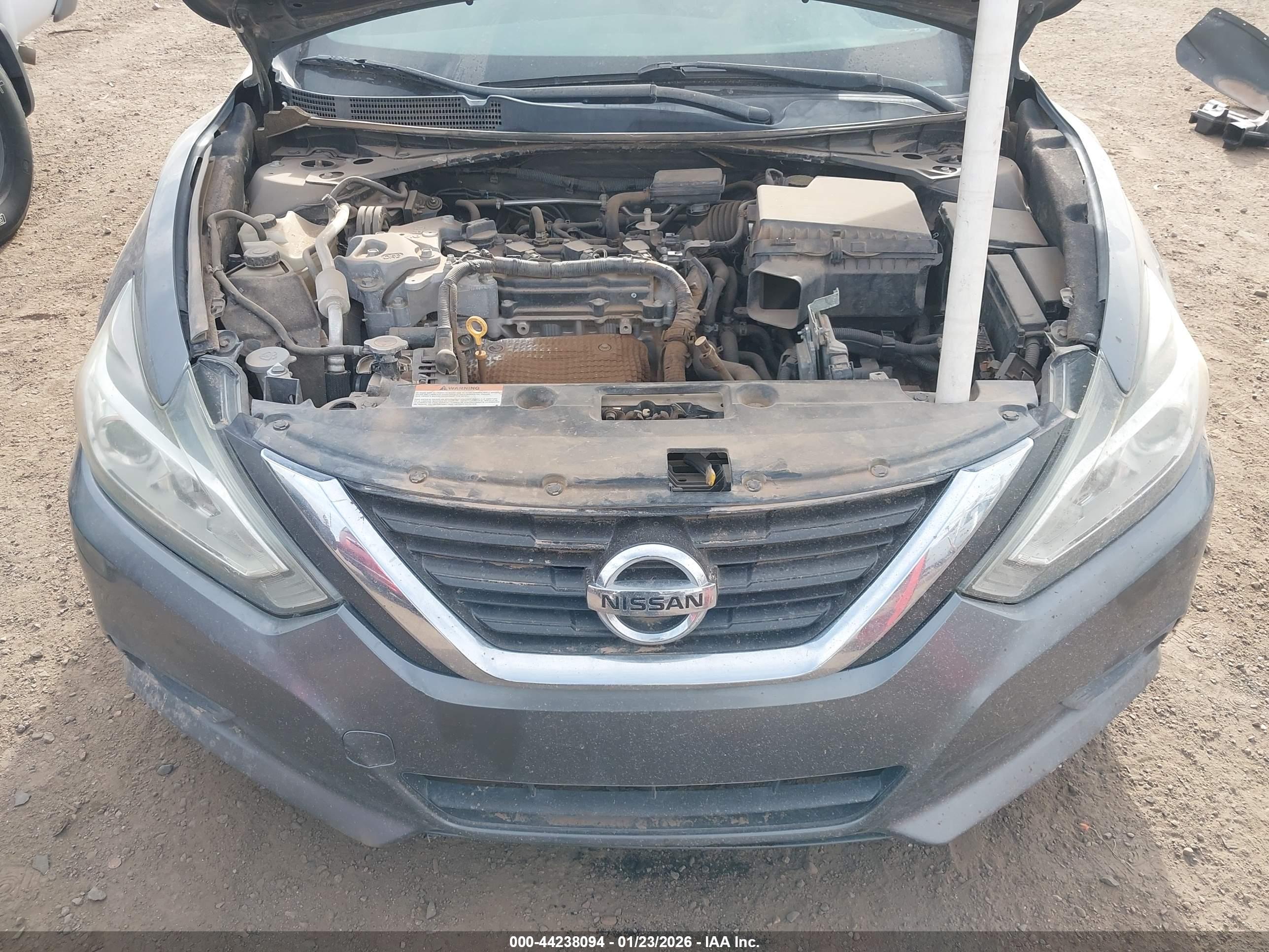 NISSAN ALTIMA image 10