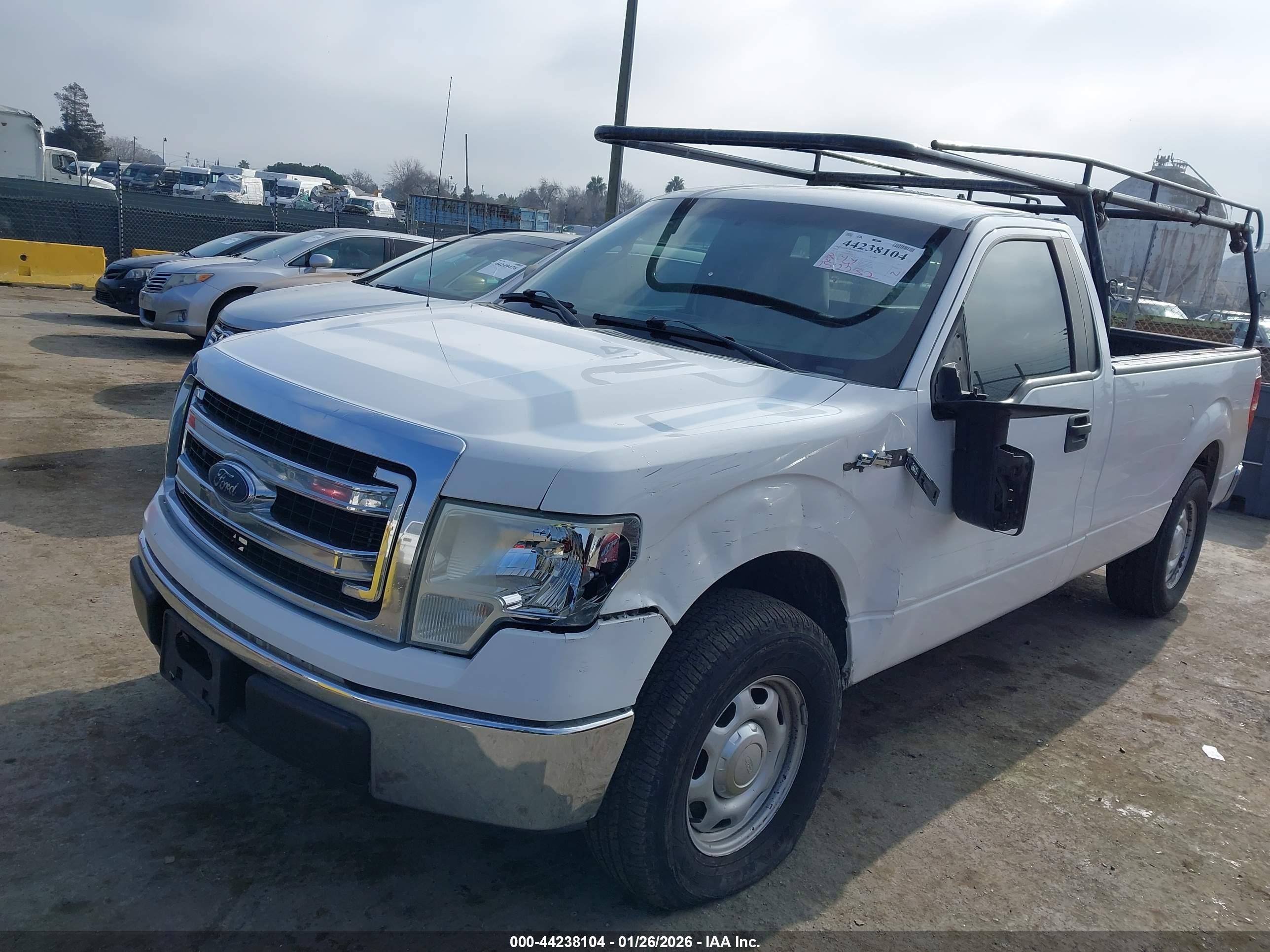 FORD F-150 image 2