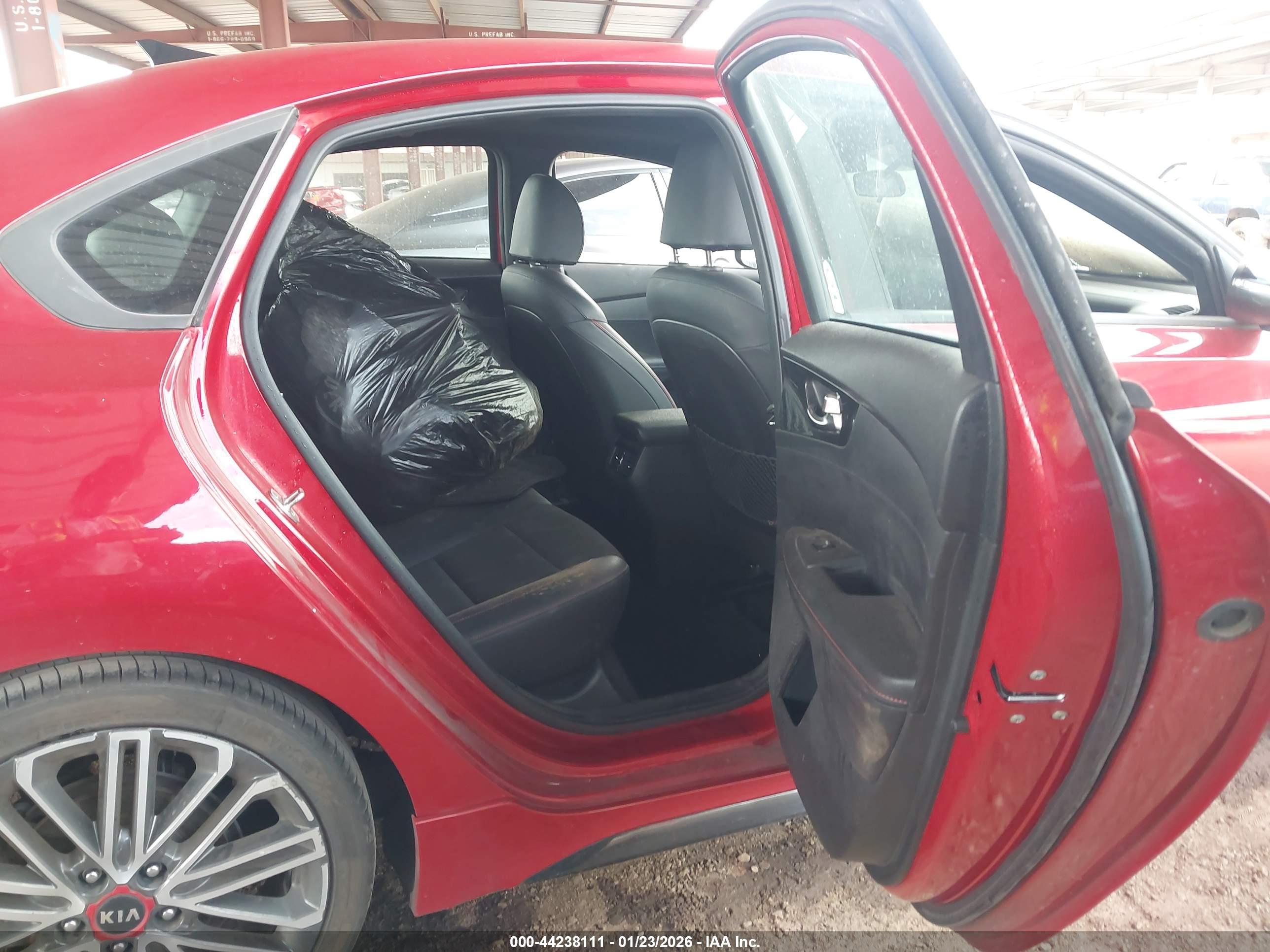 KIA FORTE image 8