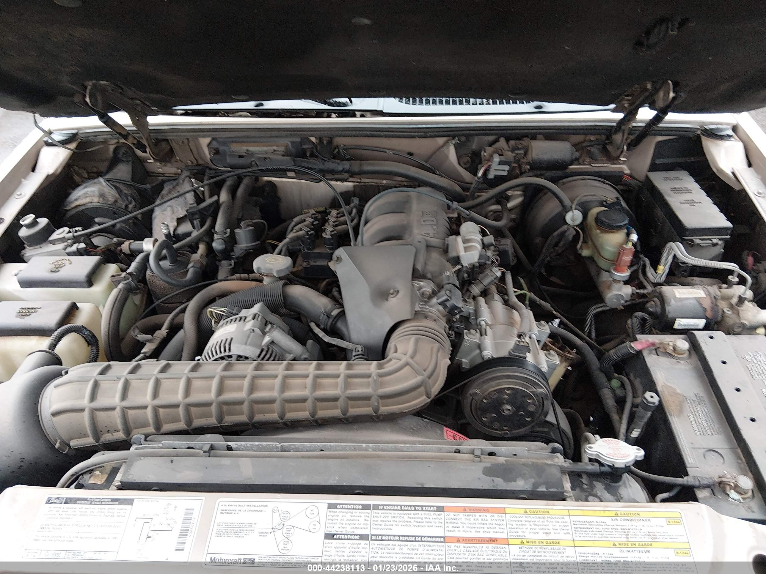 FORD EXPLORER image 10