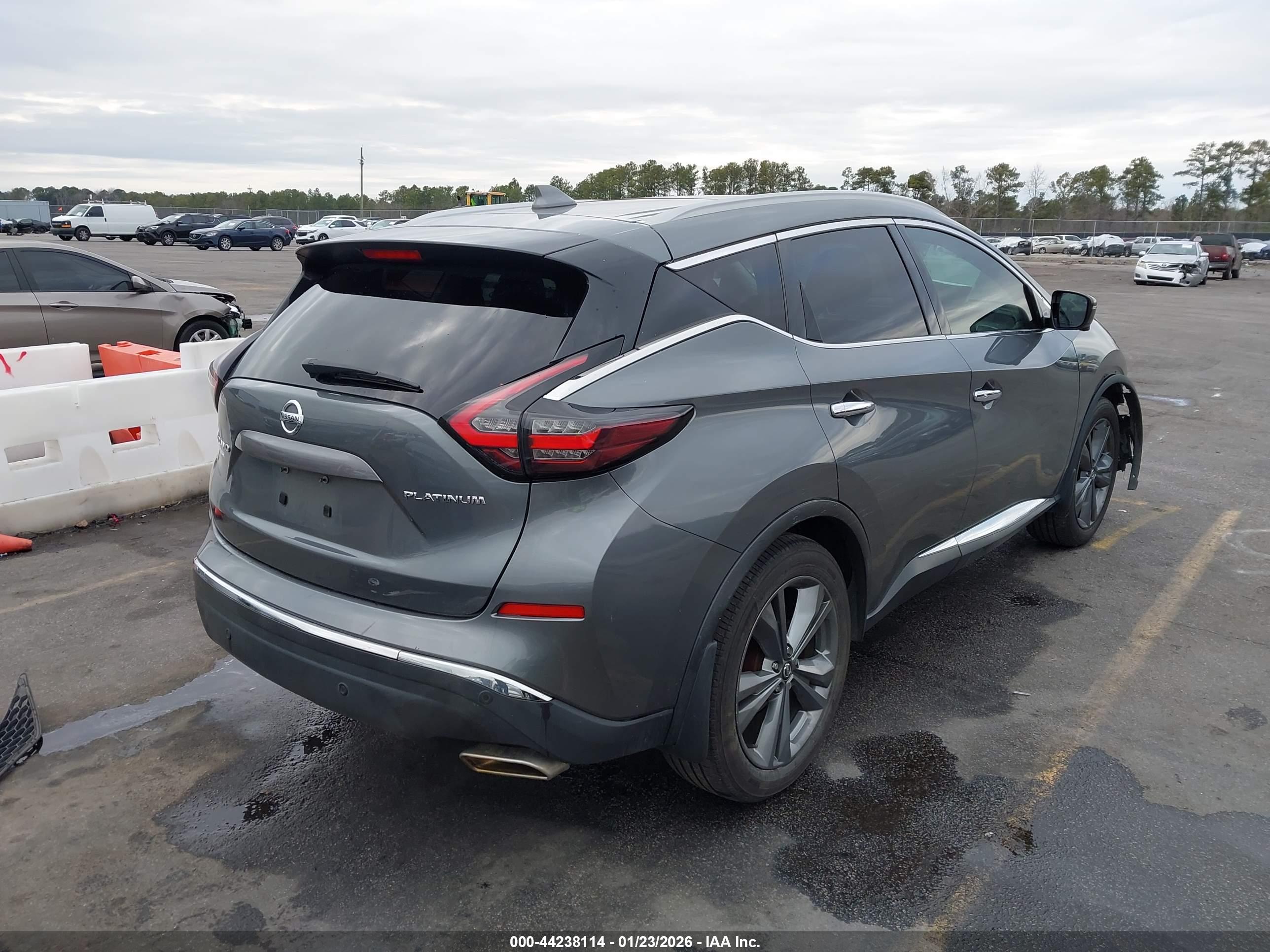 NISSAN MURANO image 4