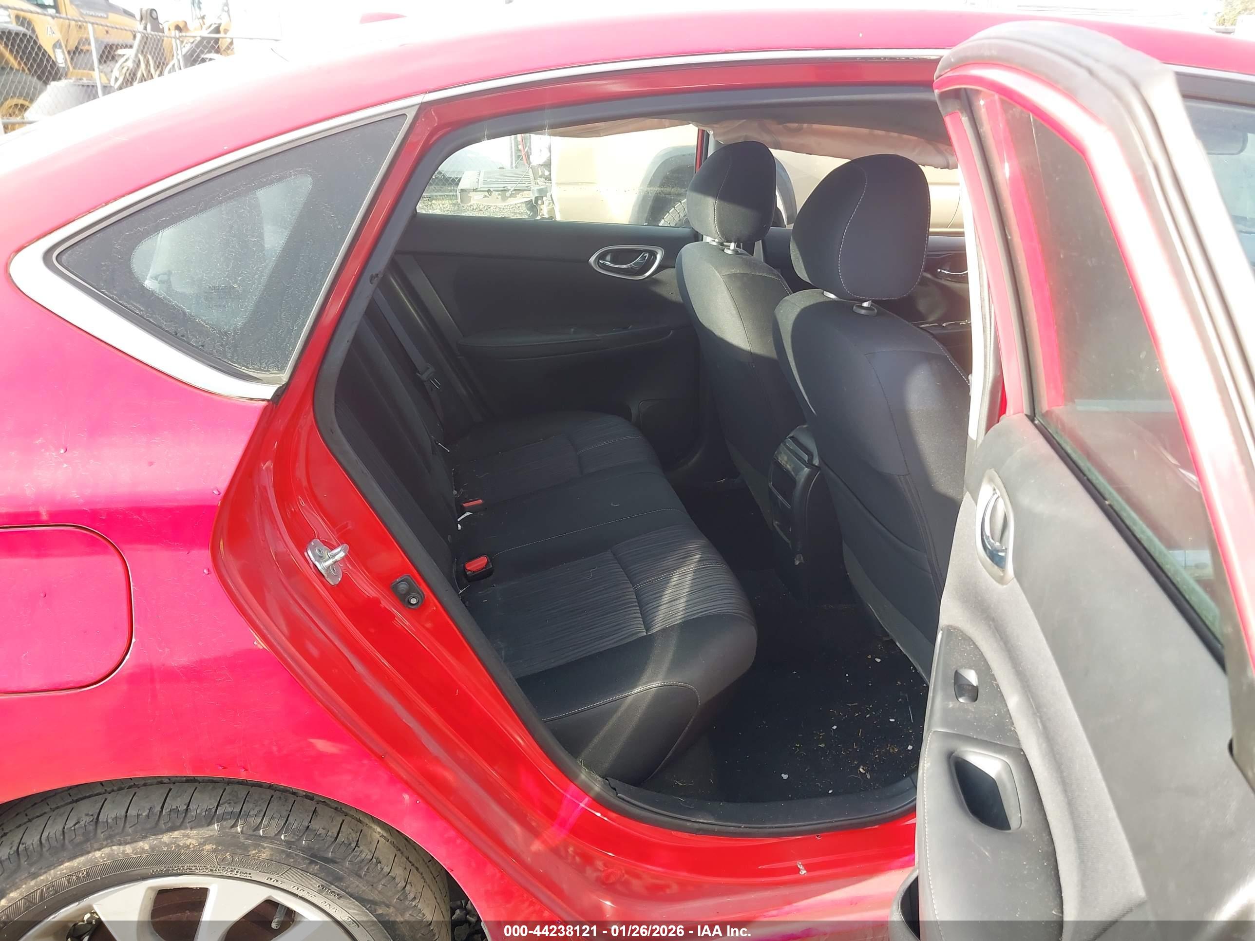 NISSAN SENTRA image 8