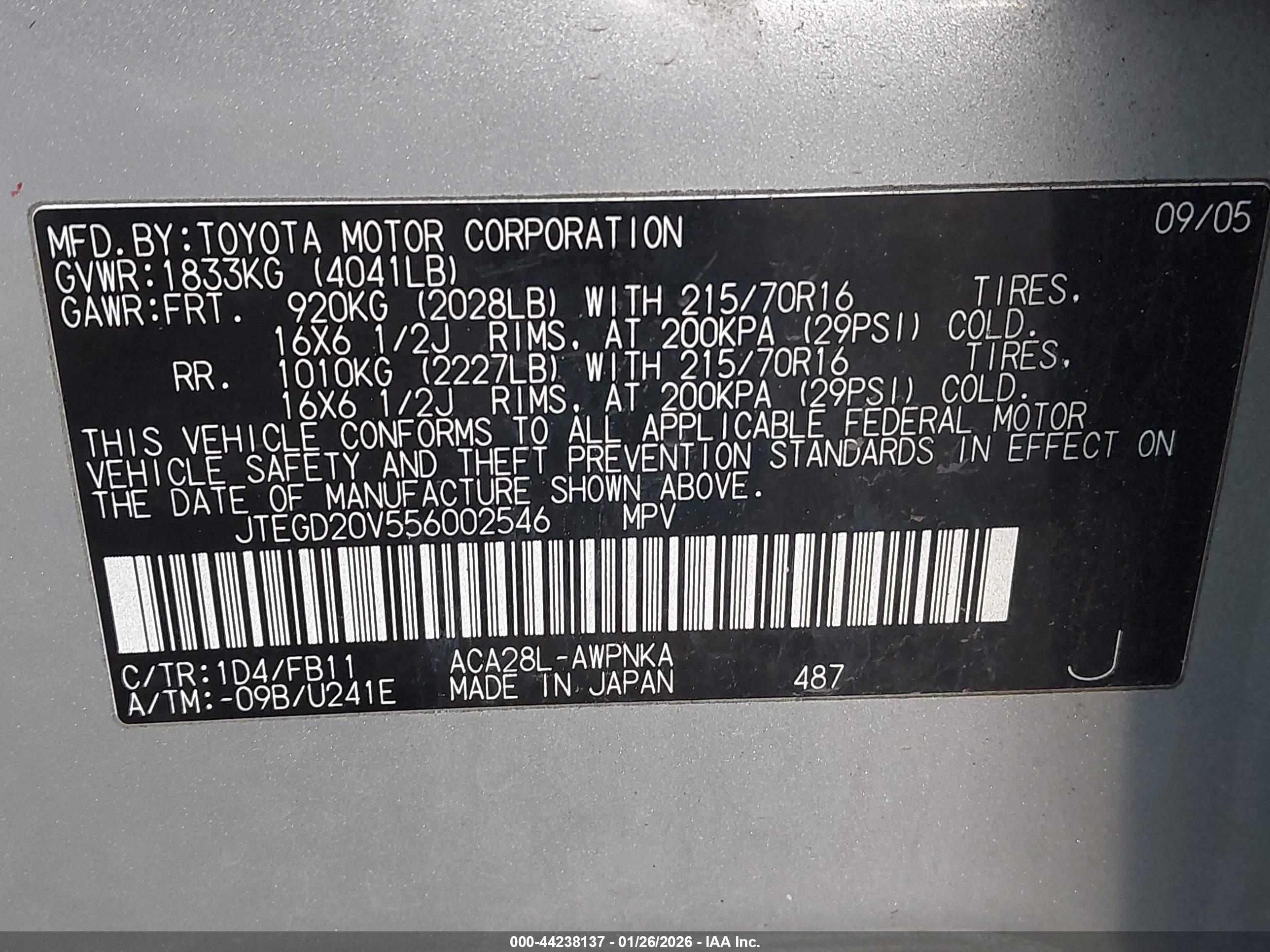 TOYOTA RAV4 image 9