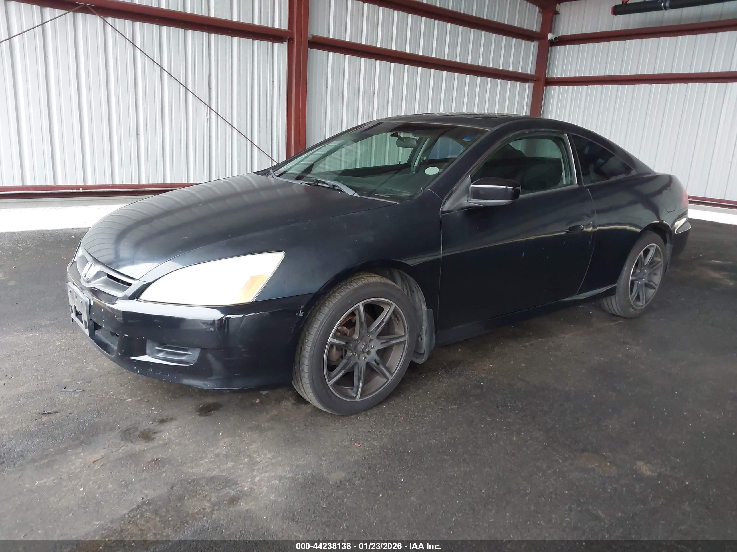 HONDA ACCORD image 2
