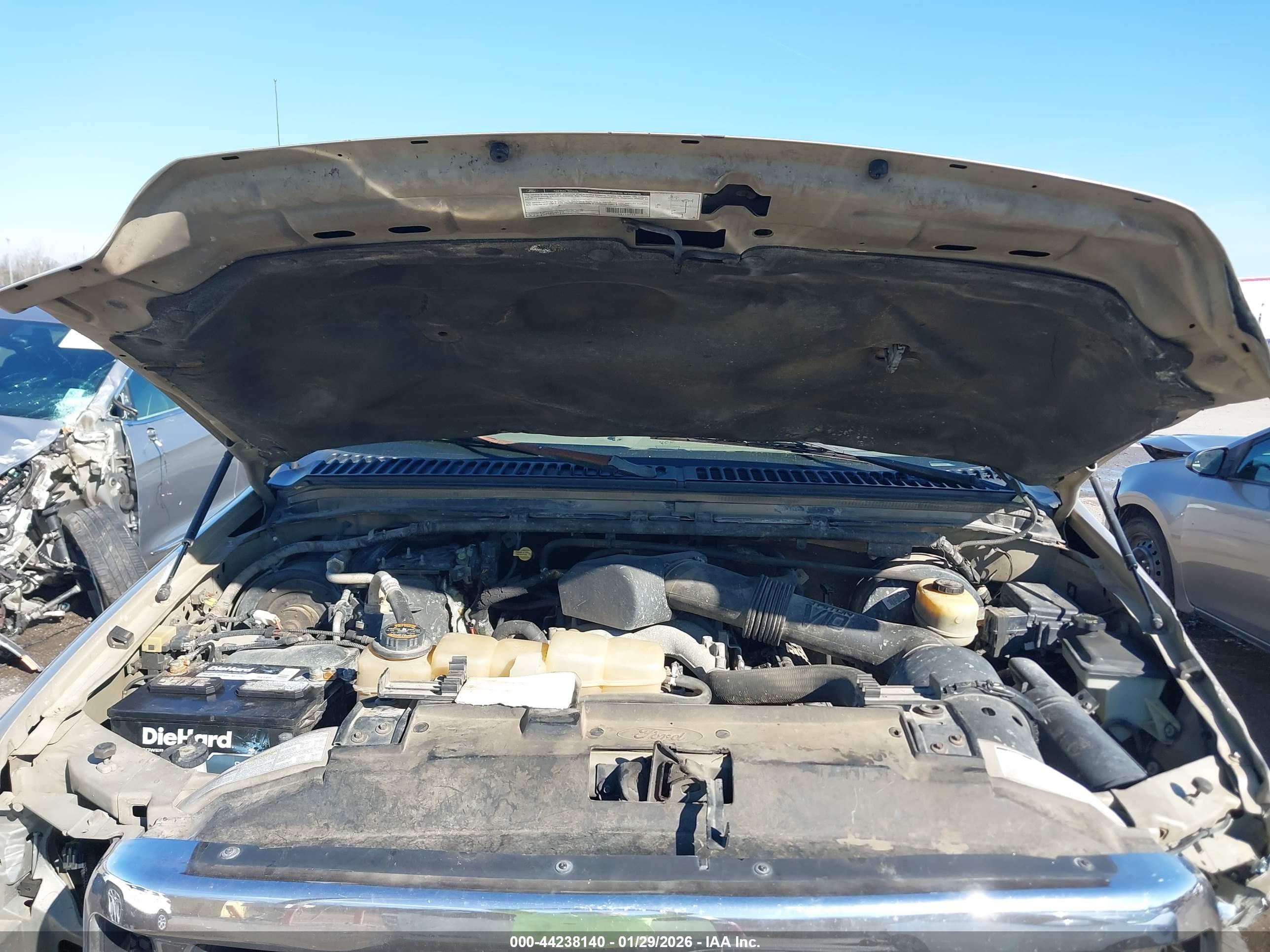 FORD F-250 image 10