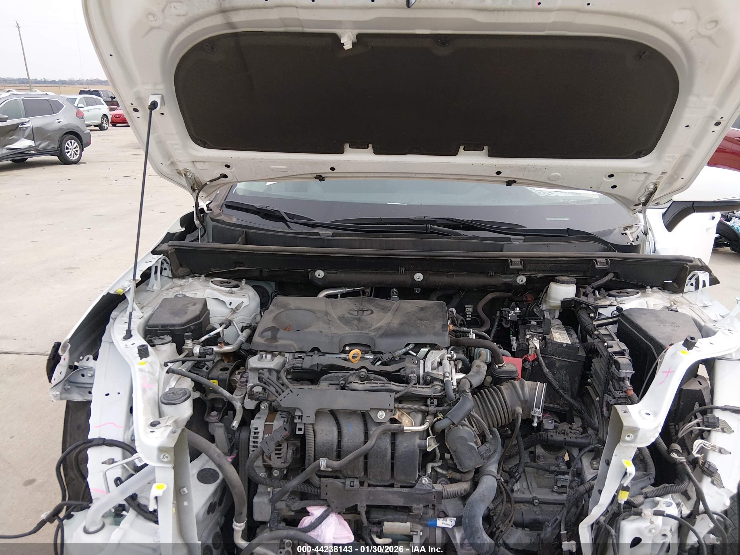 TOYOTA RAV4 image 10