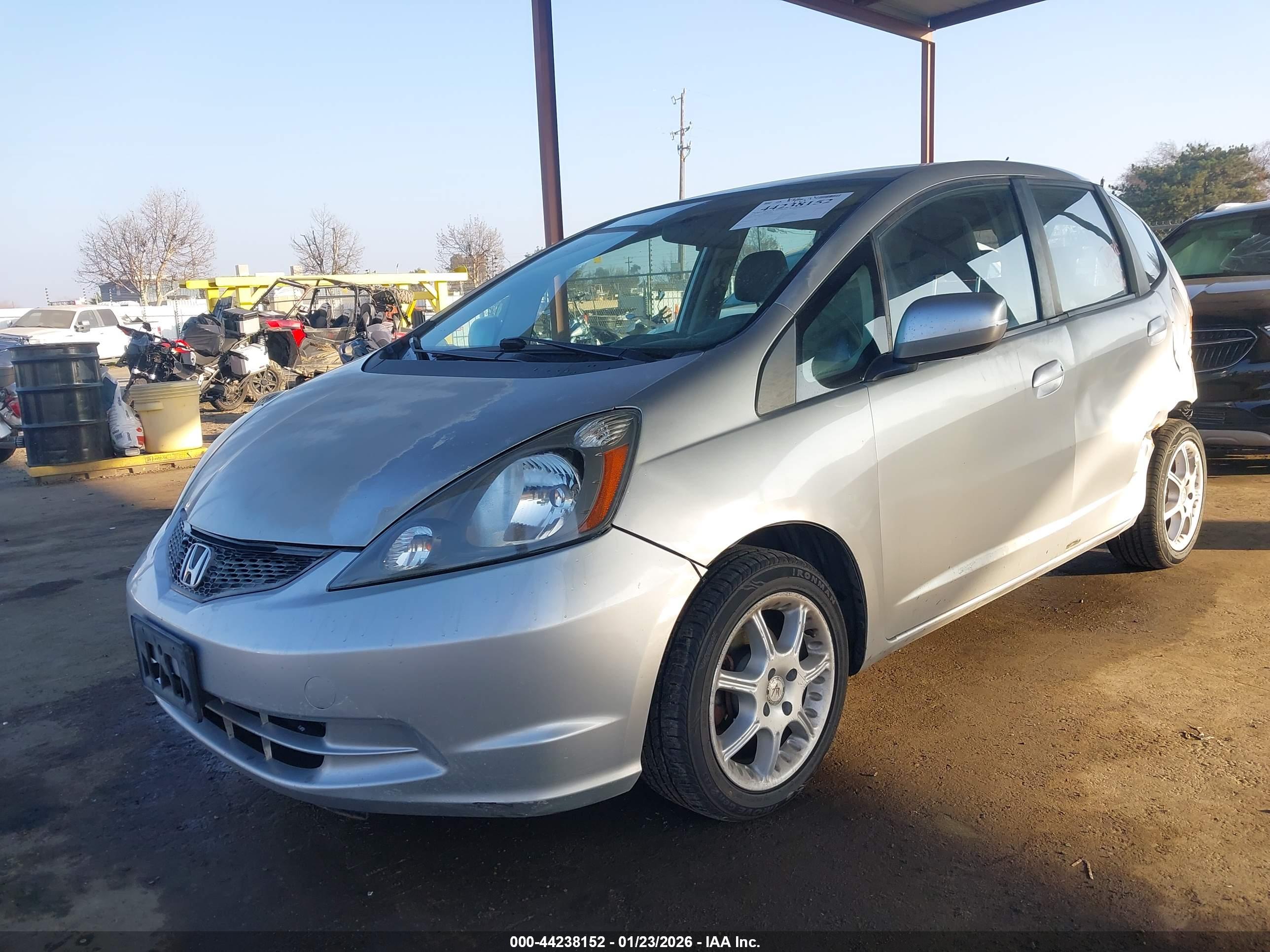 HONDA FIT image 2