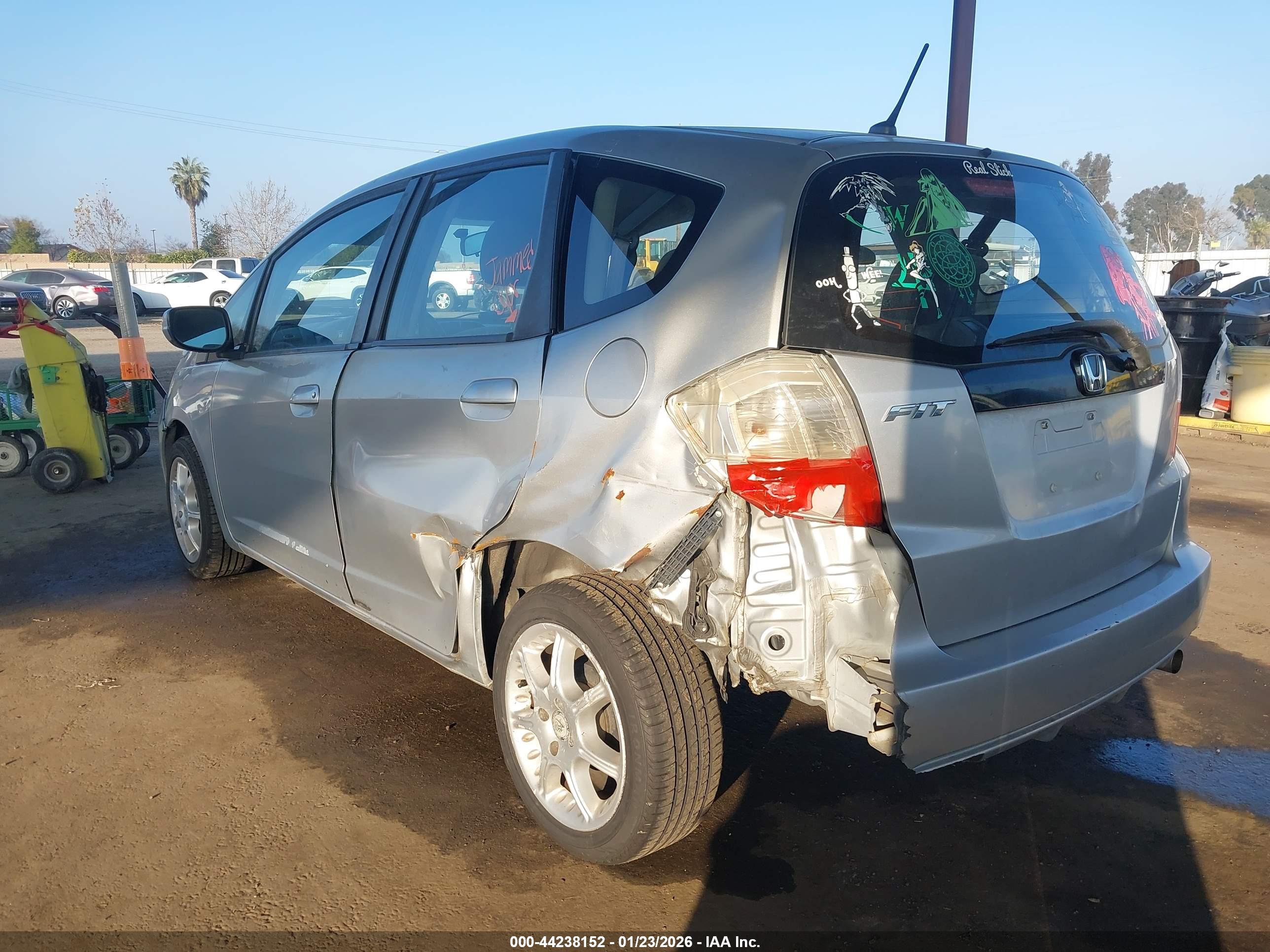 HONDA FIT image 3