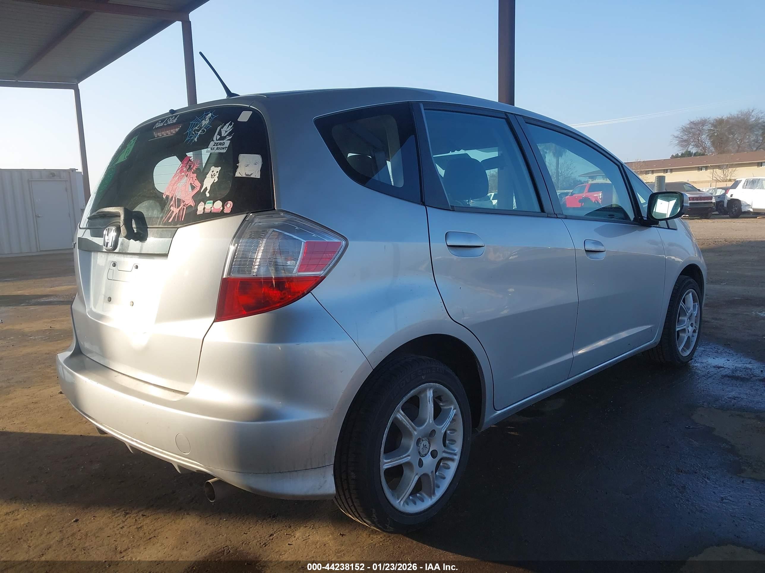 HONDA FIT image 4