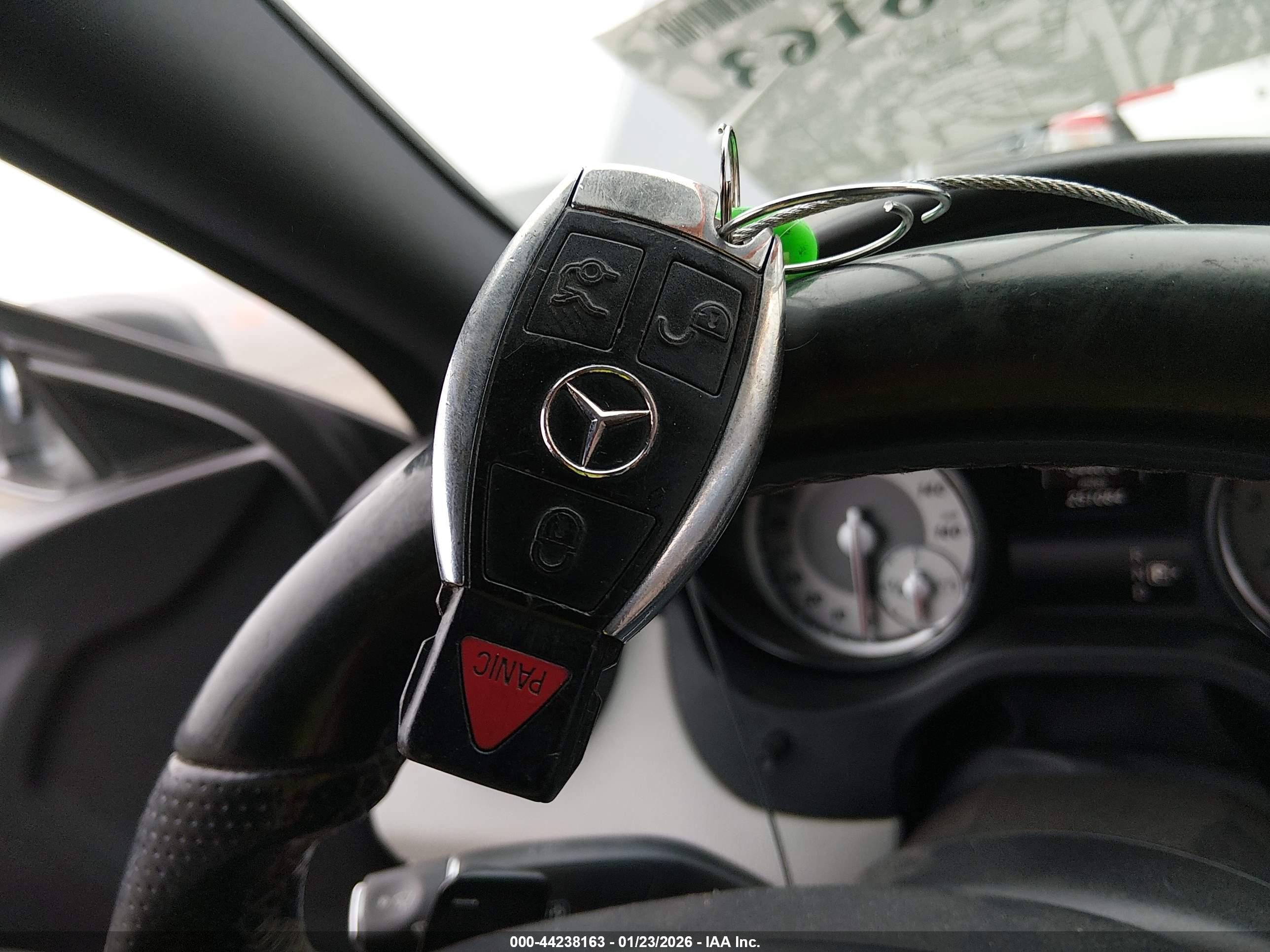 MERCEDES-BENZ CLA image 11