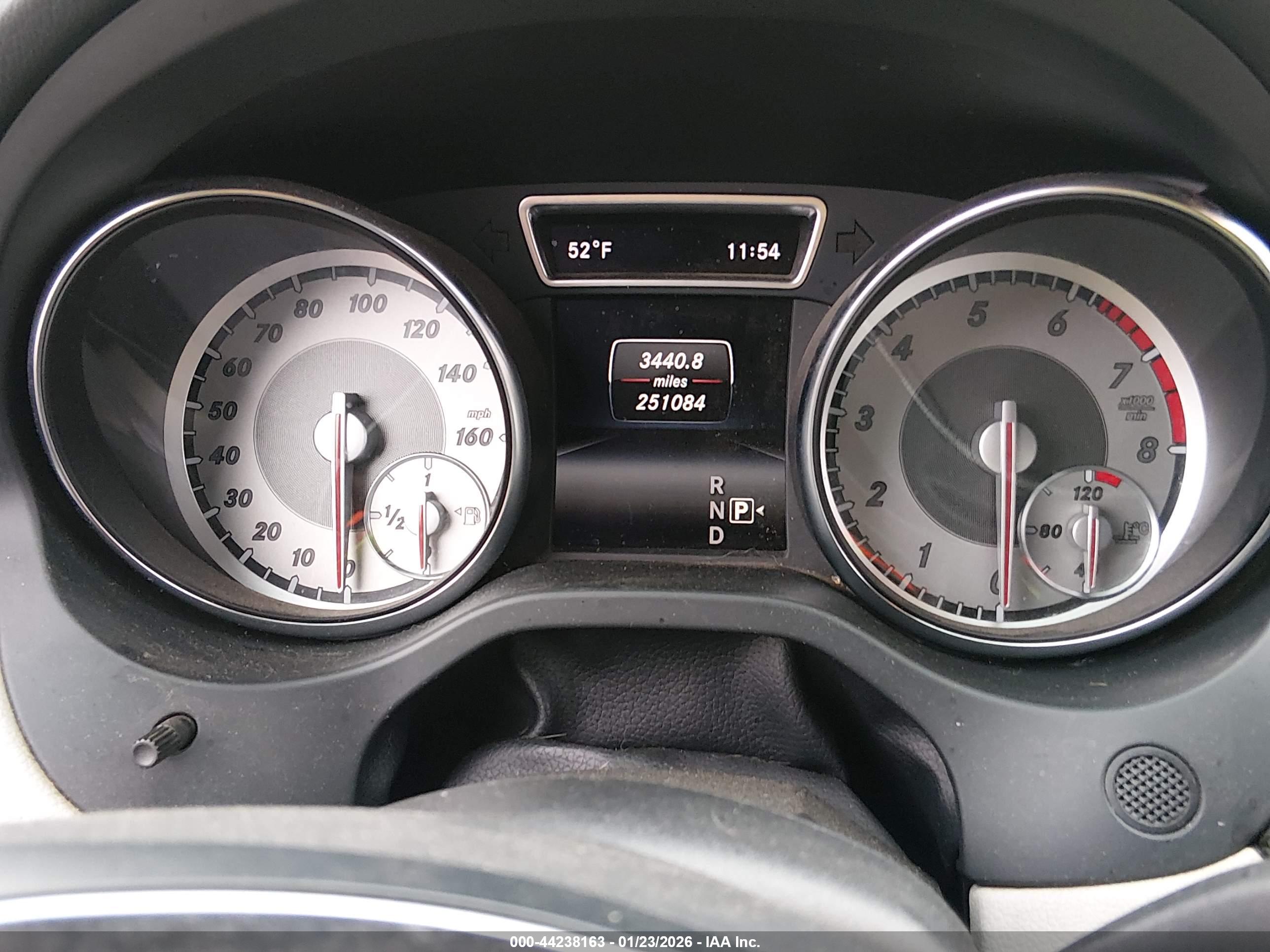 MERCEDES-BENZ CLA image 7
