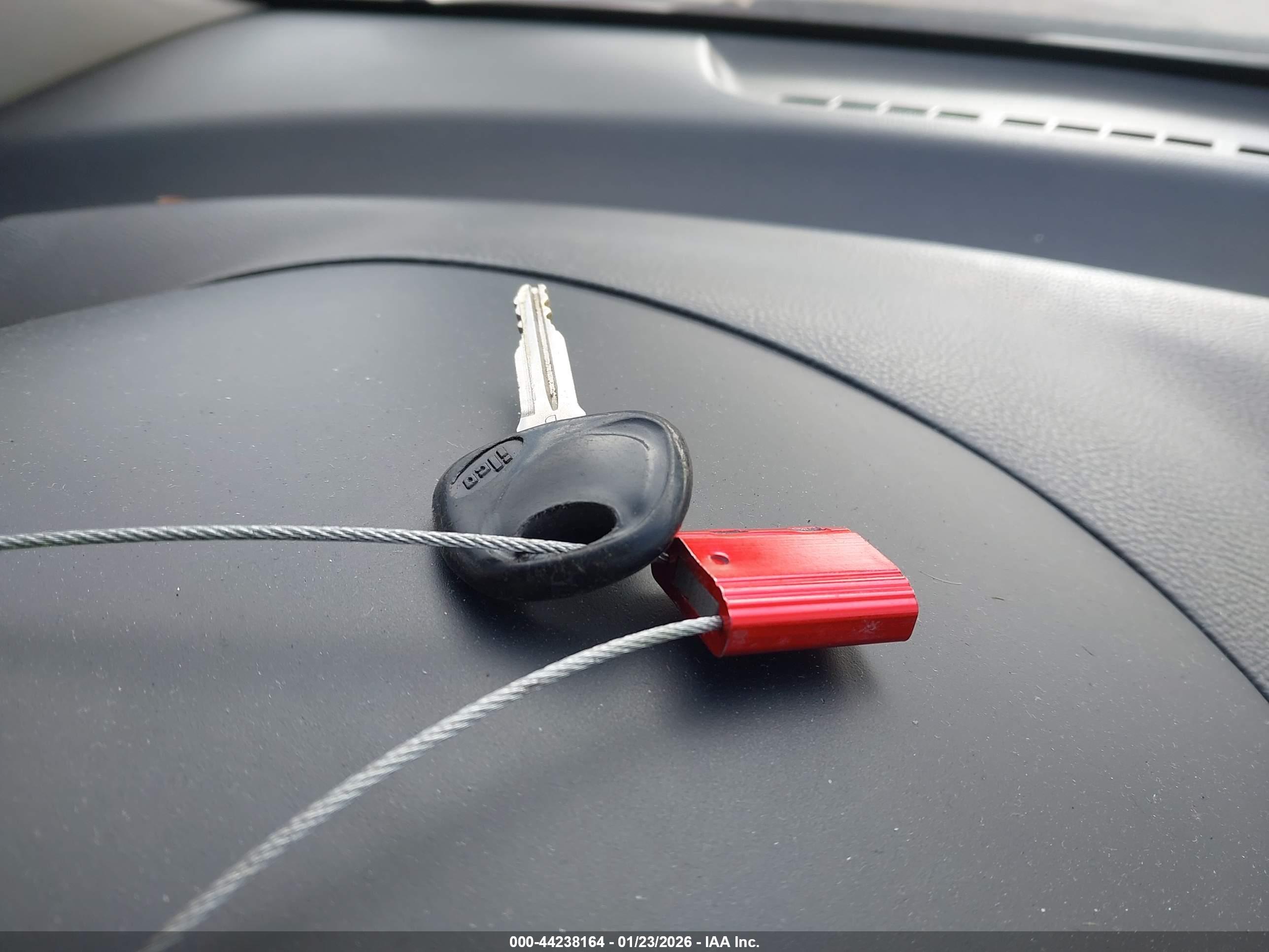 HYUNDAI ELANTRA image 11