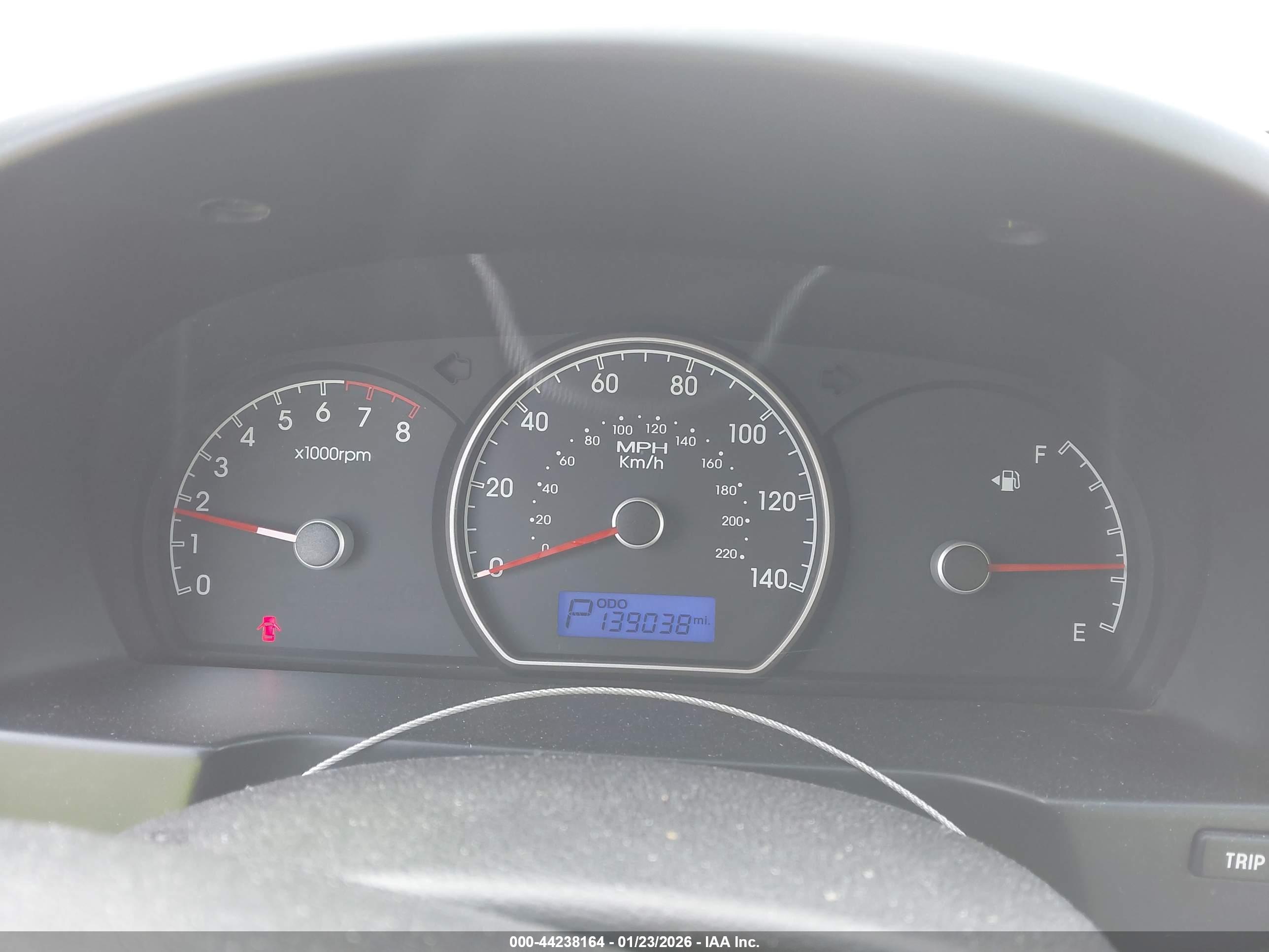 HYUNDAI ELANTRA image 7