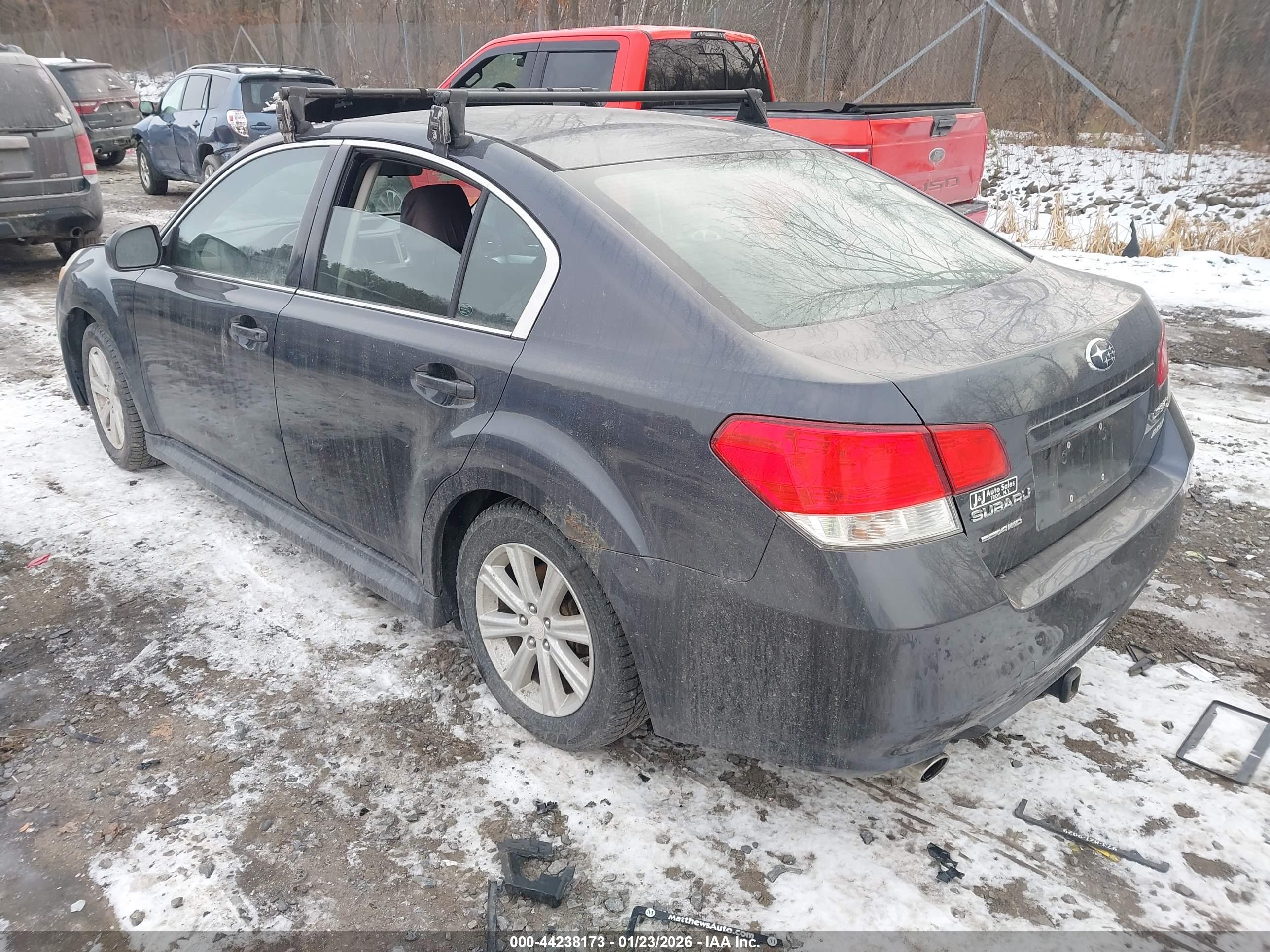 SUBARU LEGACY image 3