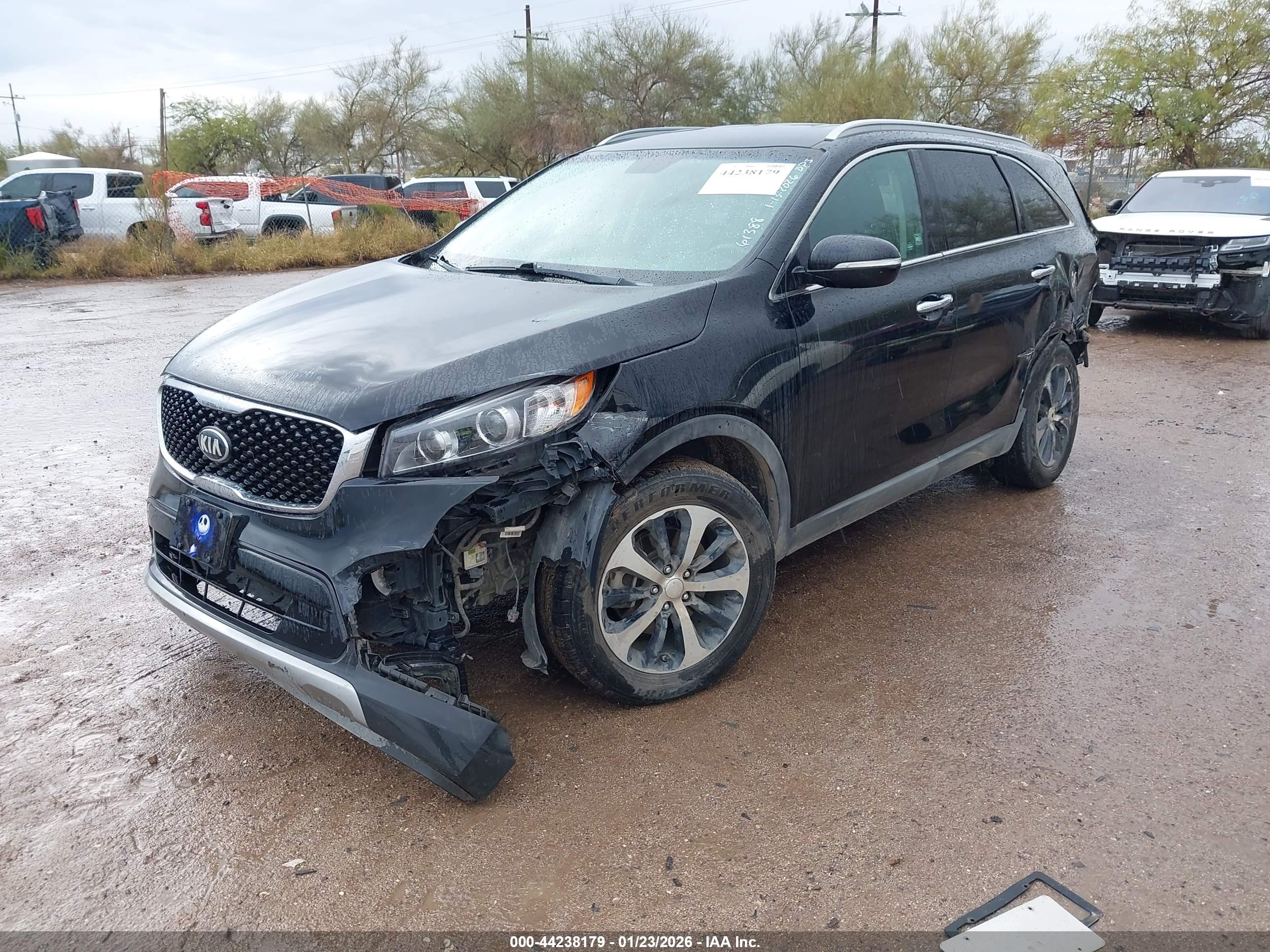 KIA SORENTO image 6