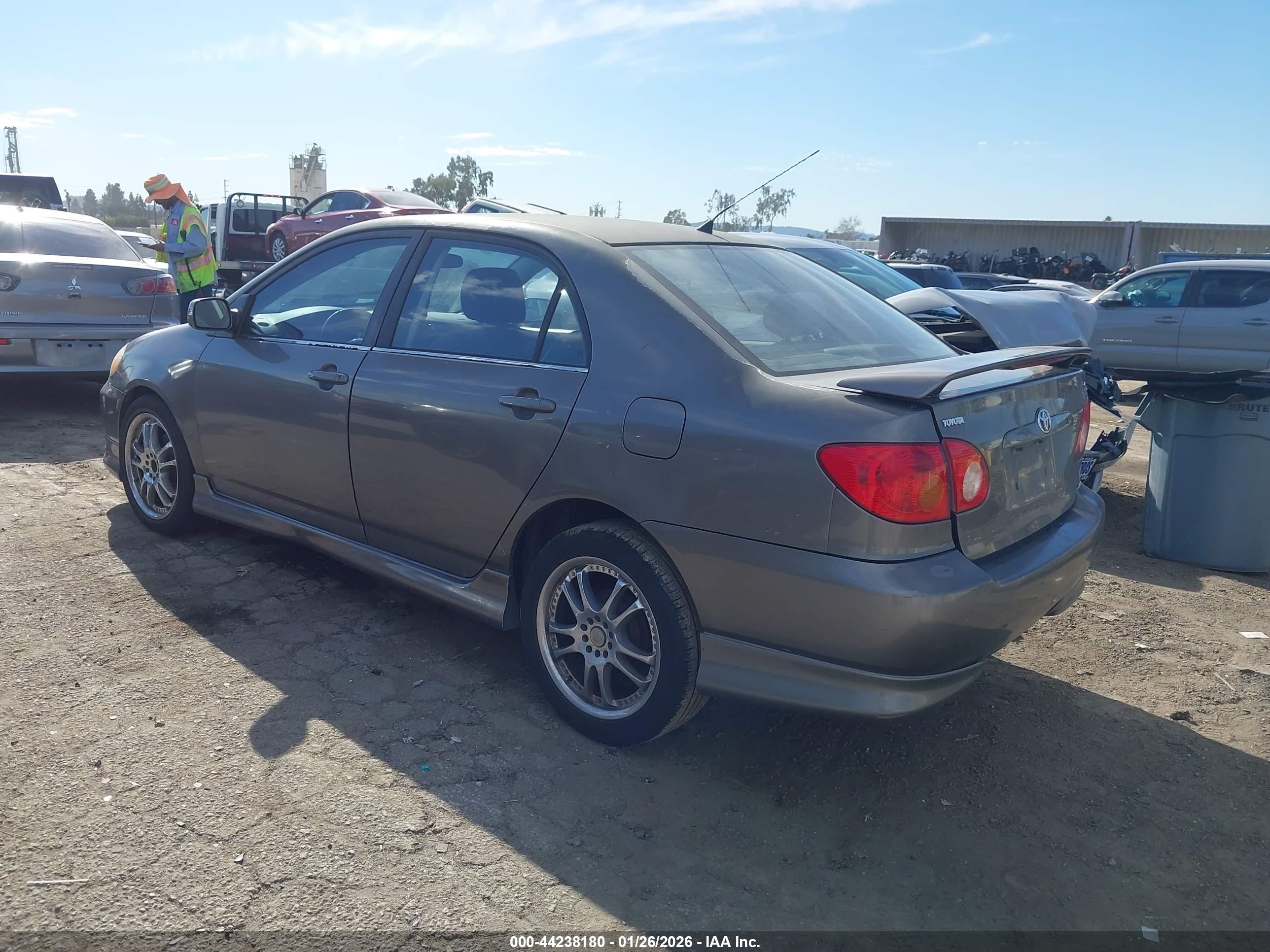 TOYOTA COROLLA image 3