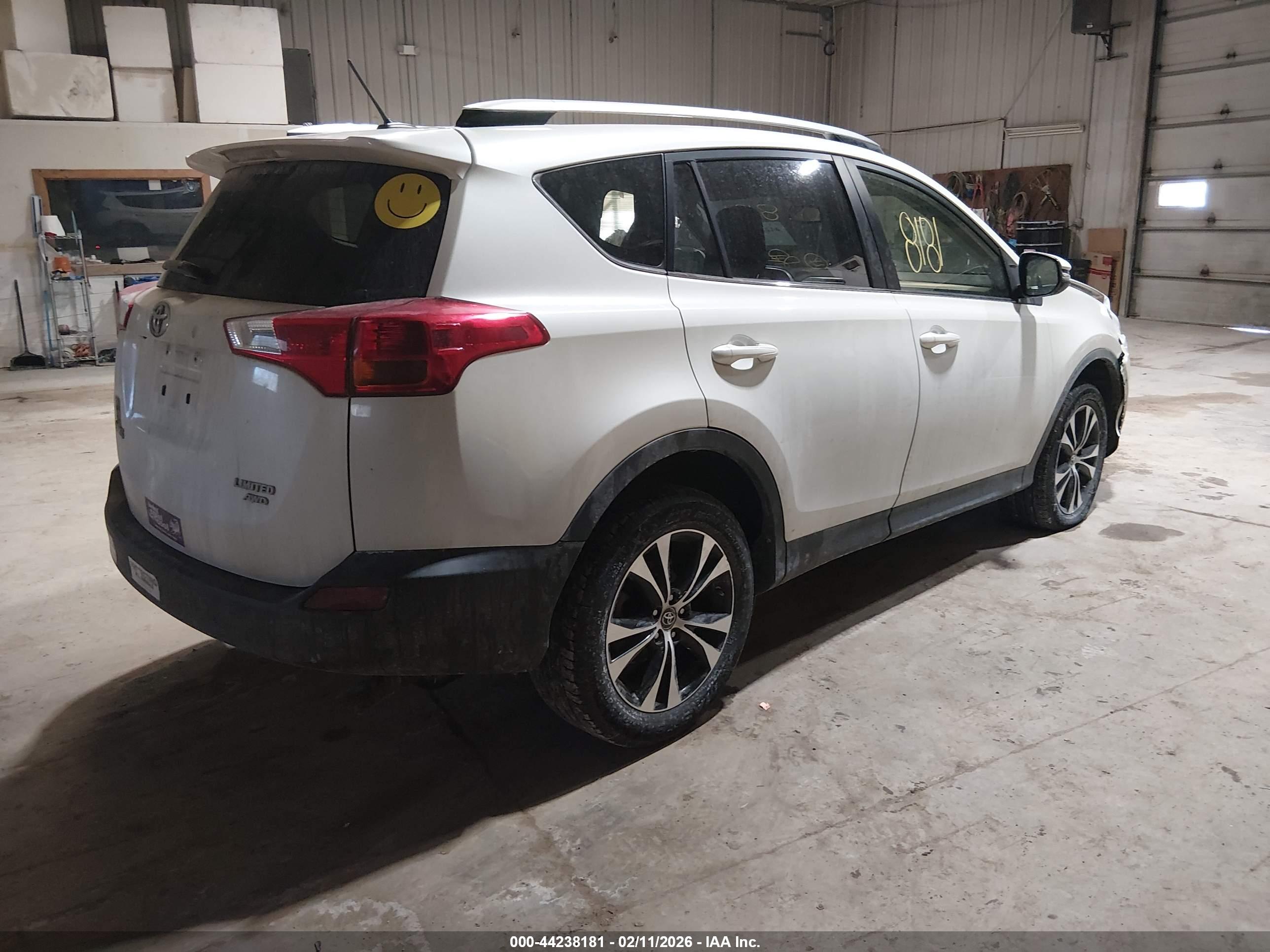 TOYOTA RAV4 image 4