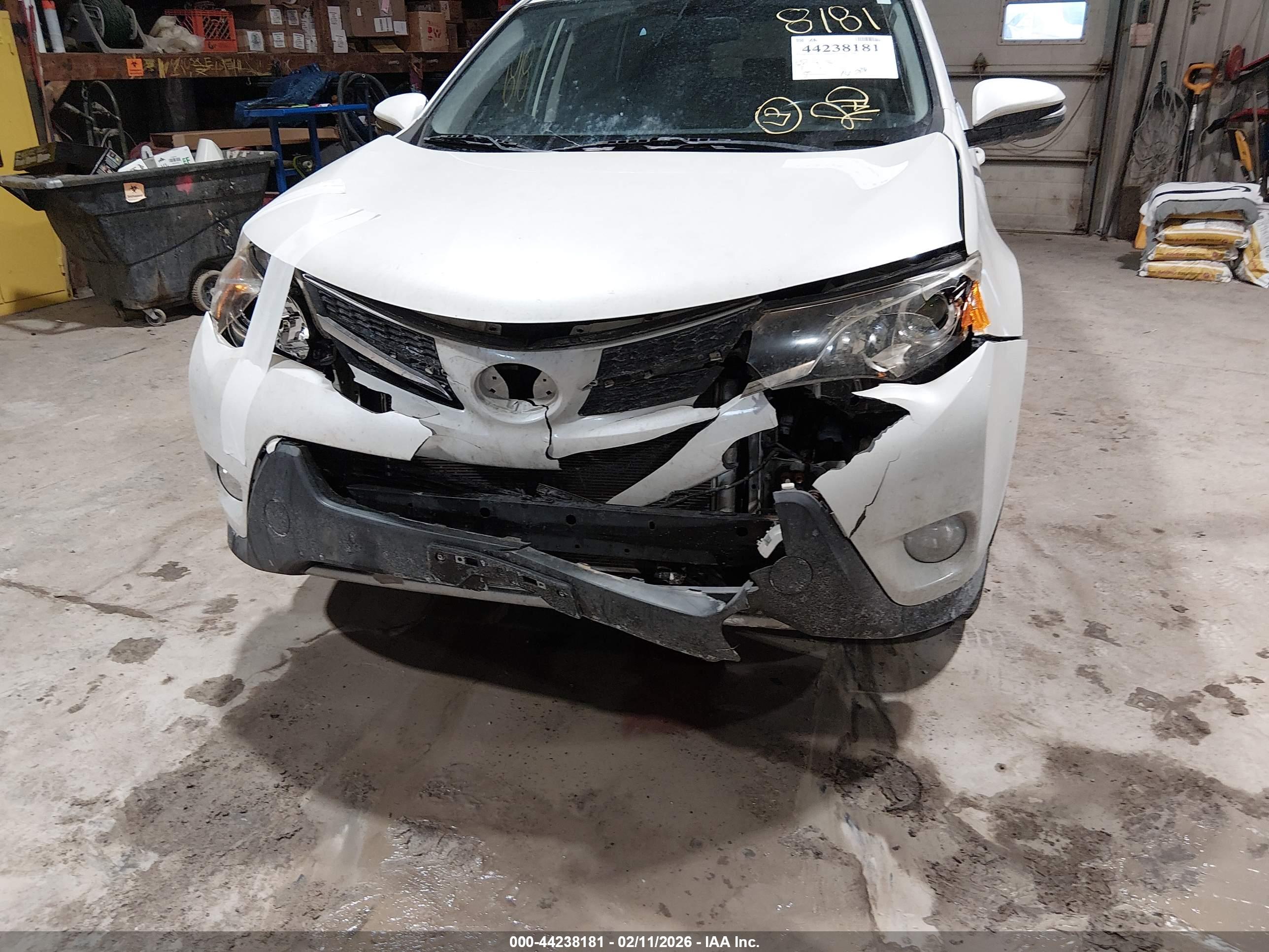 TOYOTA RAV4 image 6