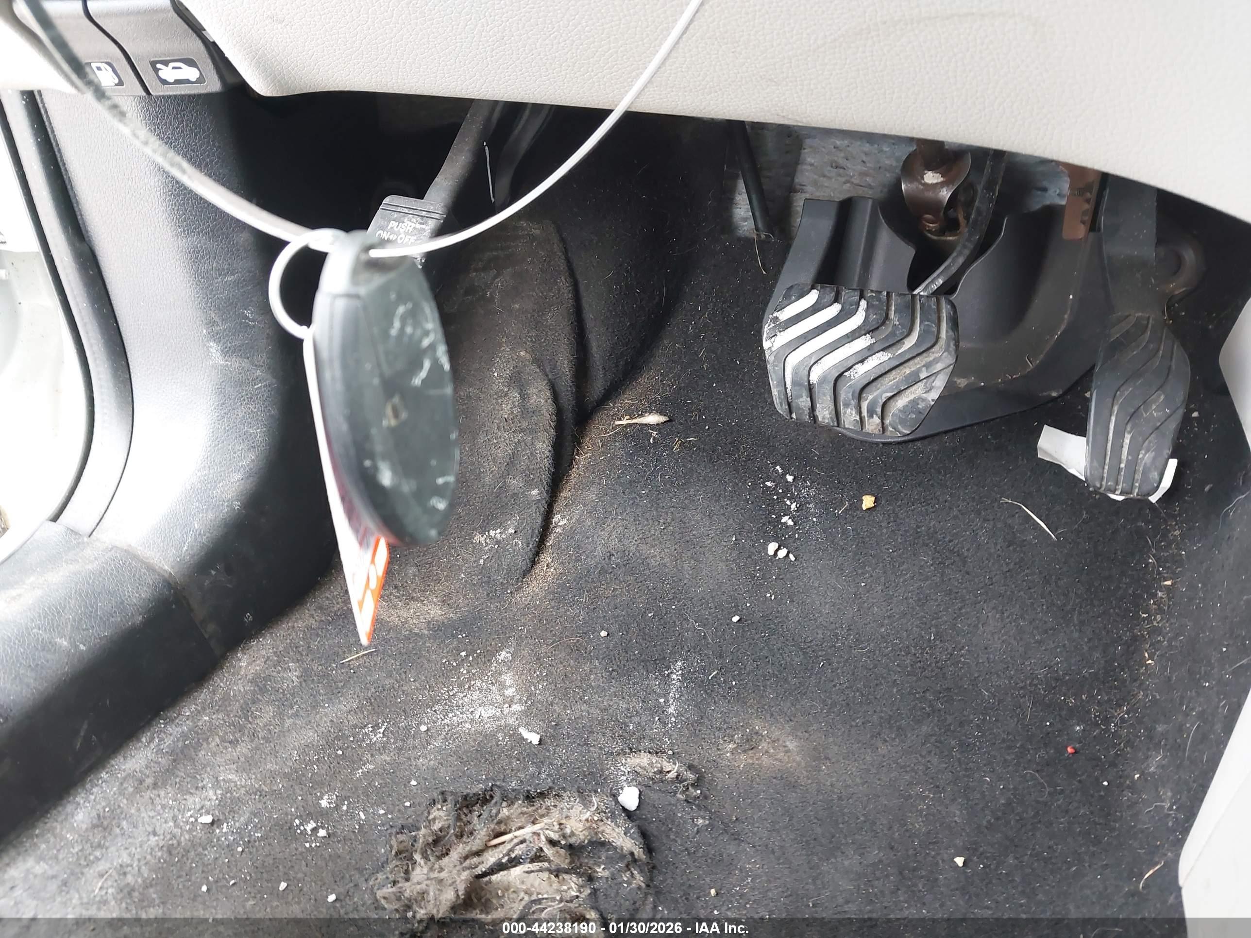 NISSAN ROGUE image 11