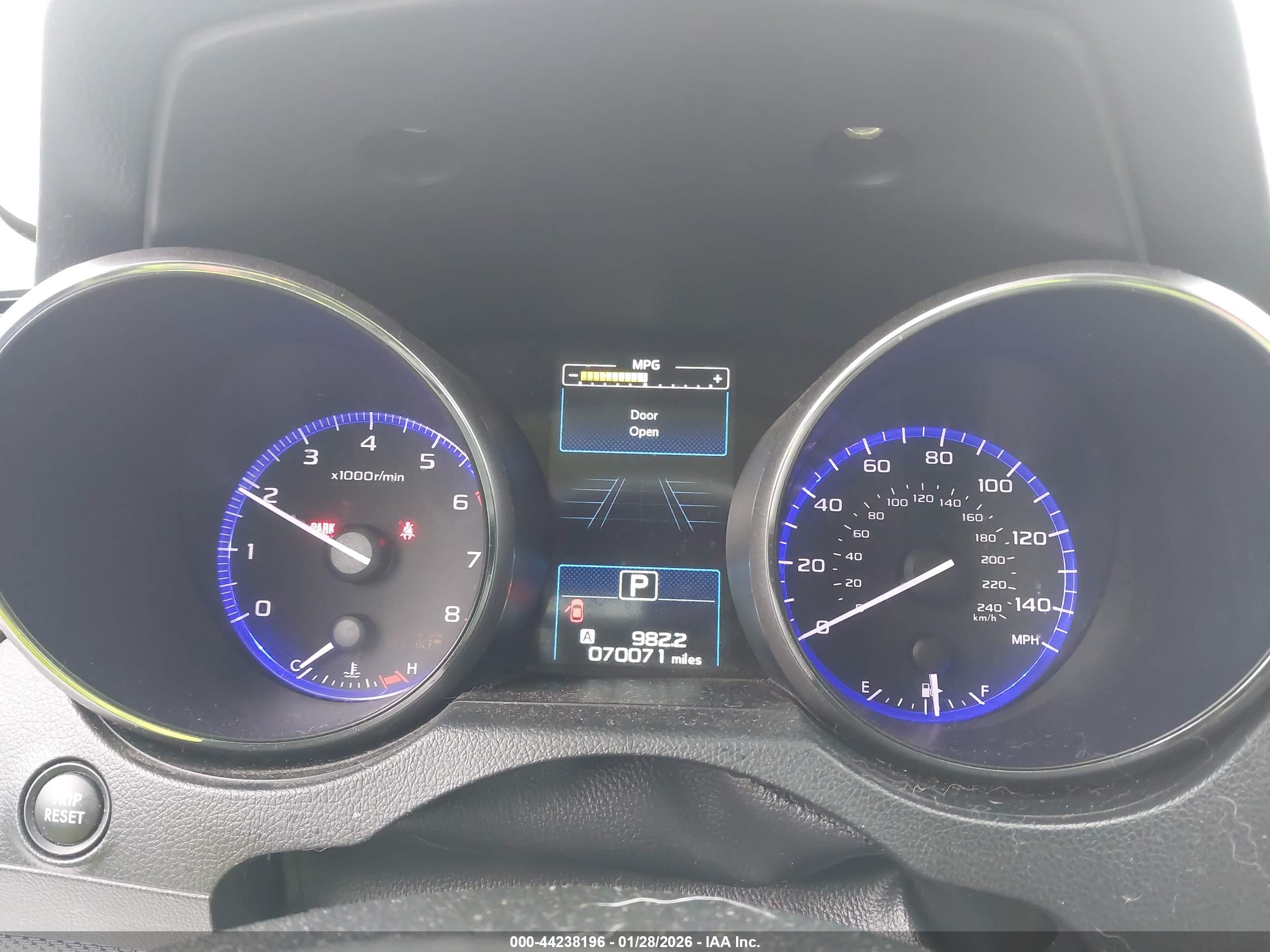 SUBARU OUTBACK image 7